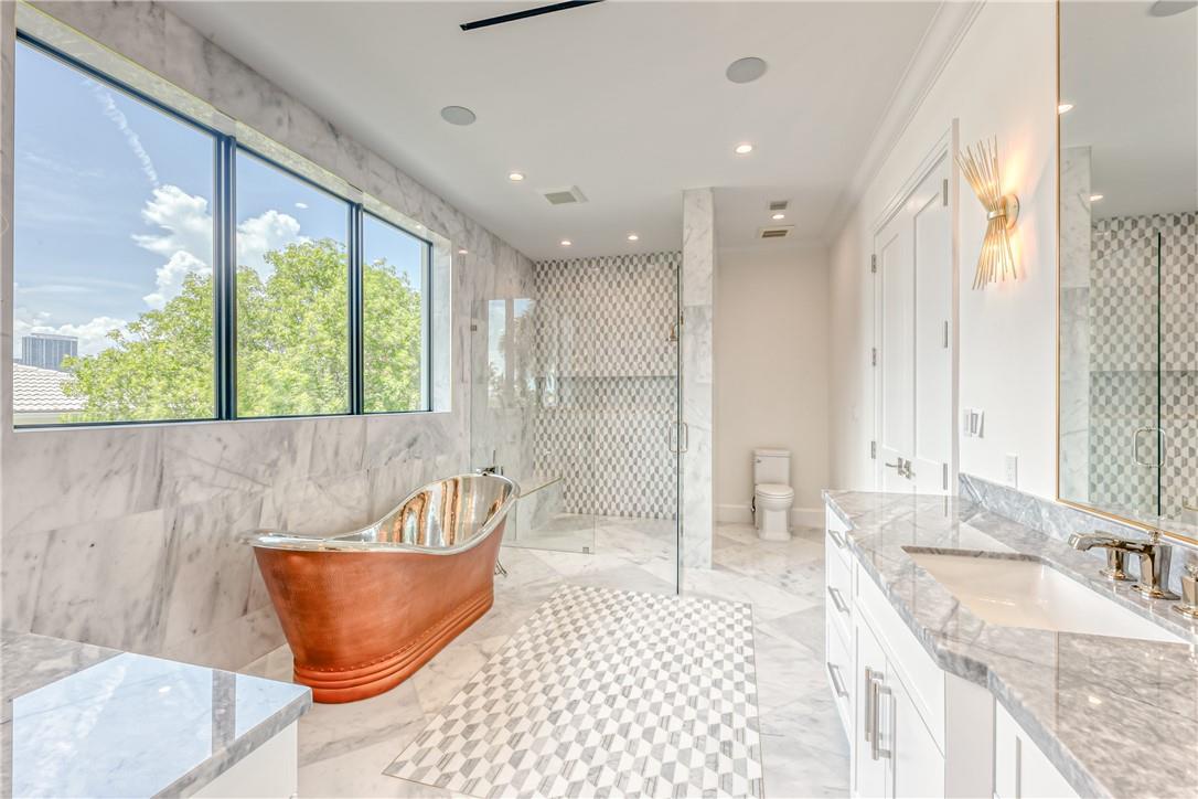 1725 SE 8th Street, Fort Lauderdale, FL 33316