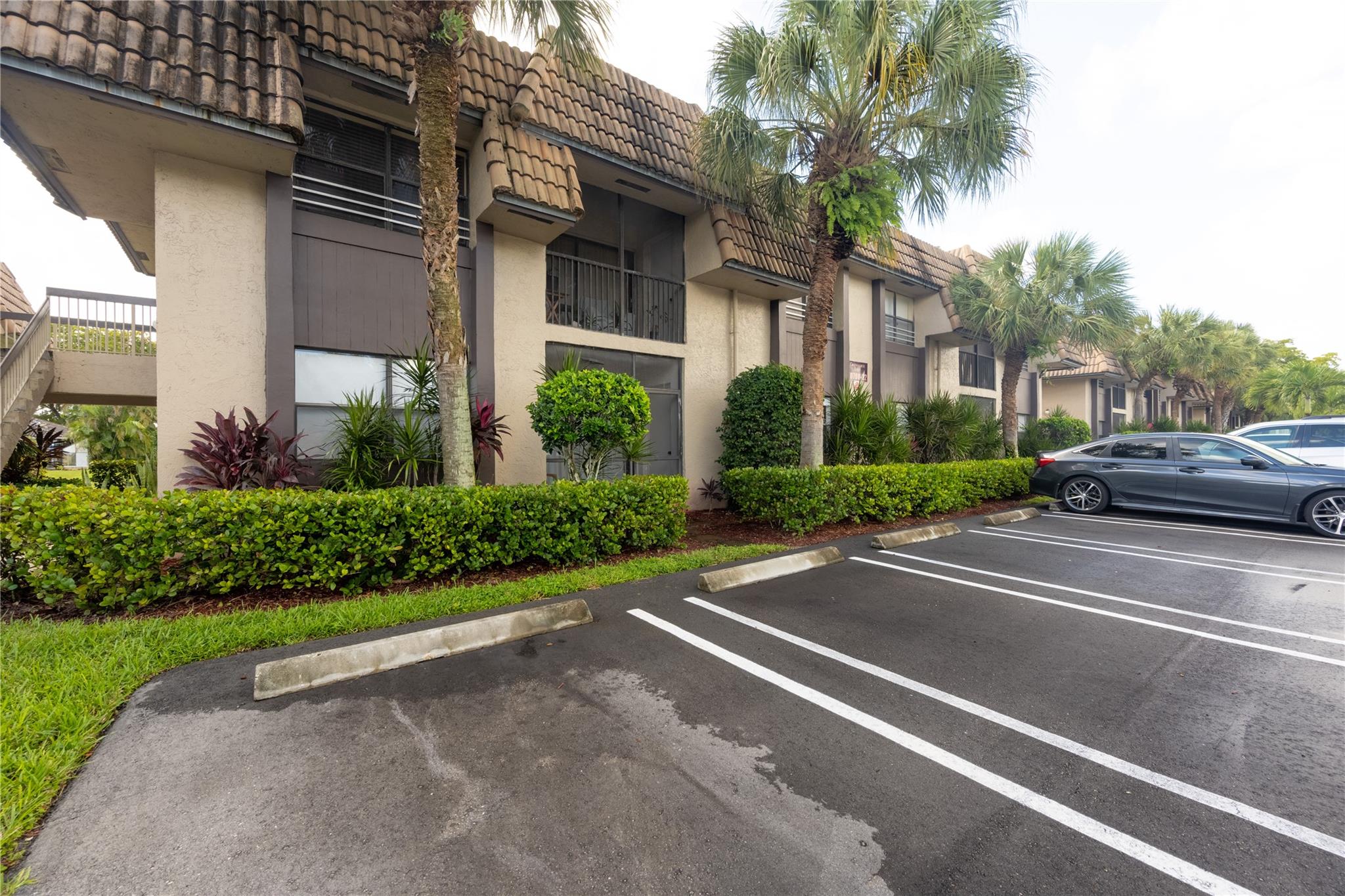 10710 Royal Palm Boulevard 2-2, Coral Springs, FL 33065