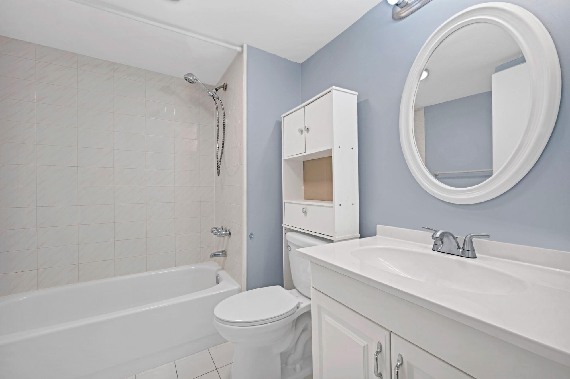 8735 Ramblewood Drive 409, Coral Springs, FL 33071