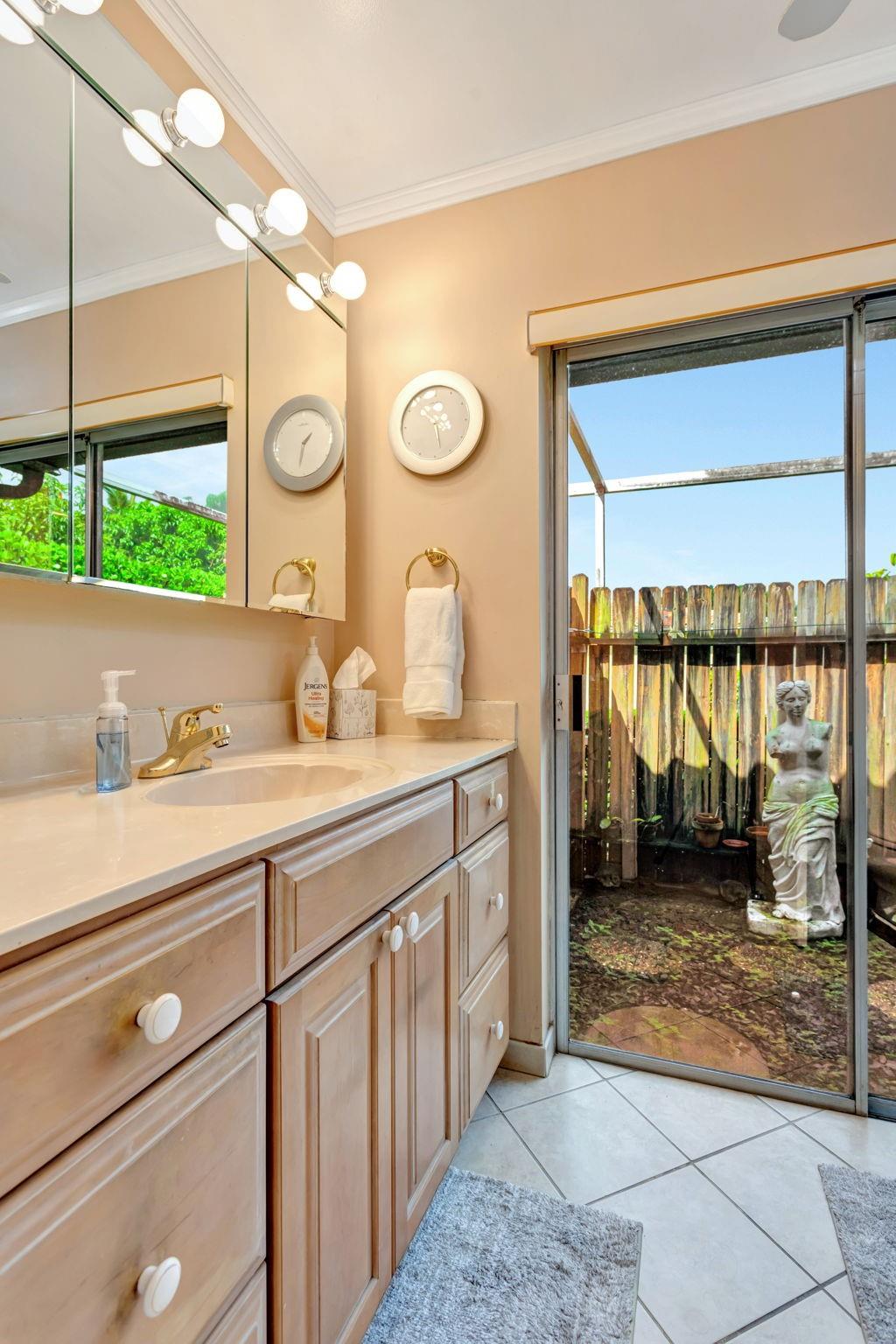 10072 Ramblewood Drive, Coral Springs, FL 33071