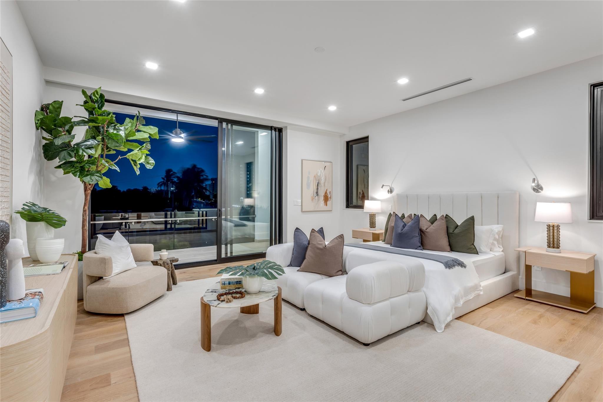 2 Sunset Lane, Lauderdale By The Sea, FL 33062