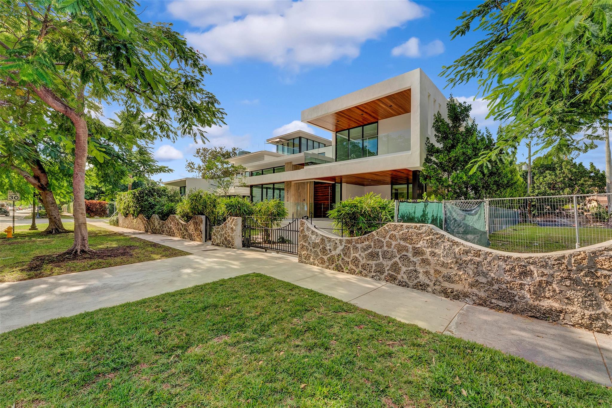 2130 S Miami Avenue, Miami, FL 33129