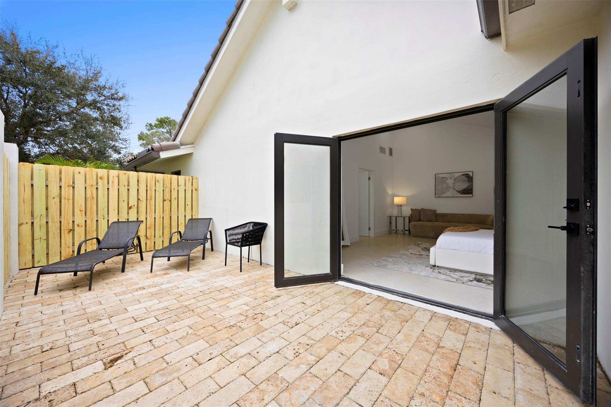 Private Primary Courtyard