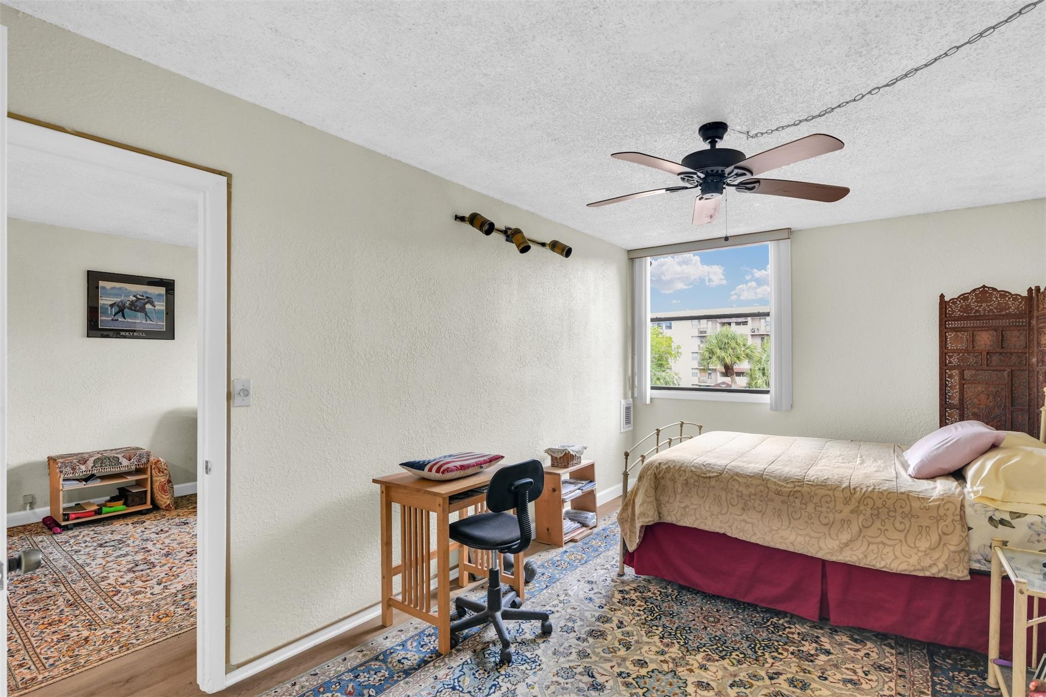 2701 Riverside Drive 305-B, Coral Springs, FL 33065