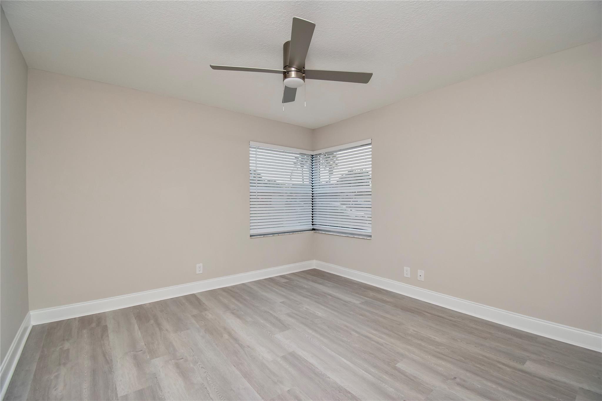 9107 Chatsworth Cascades Circle, Boca Raton, FL 33434