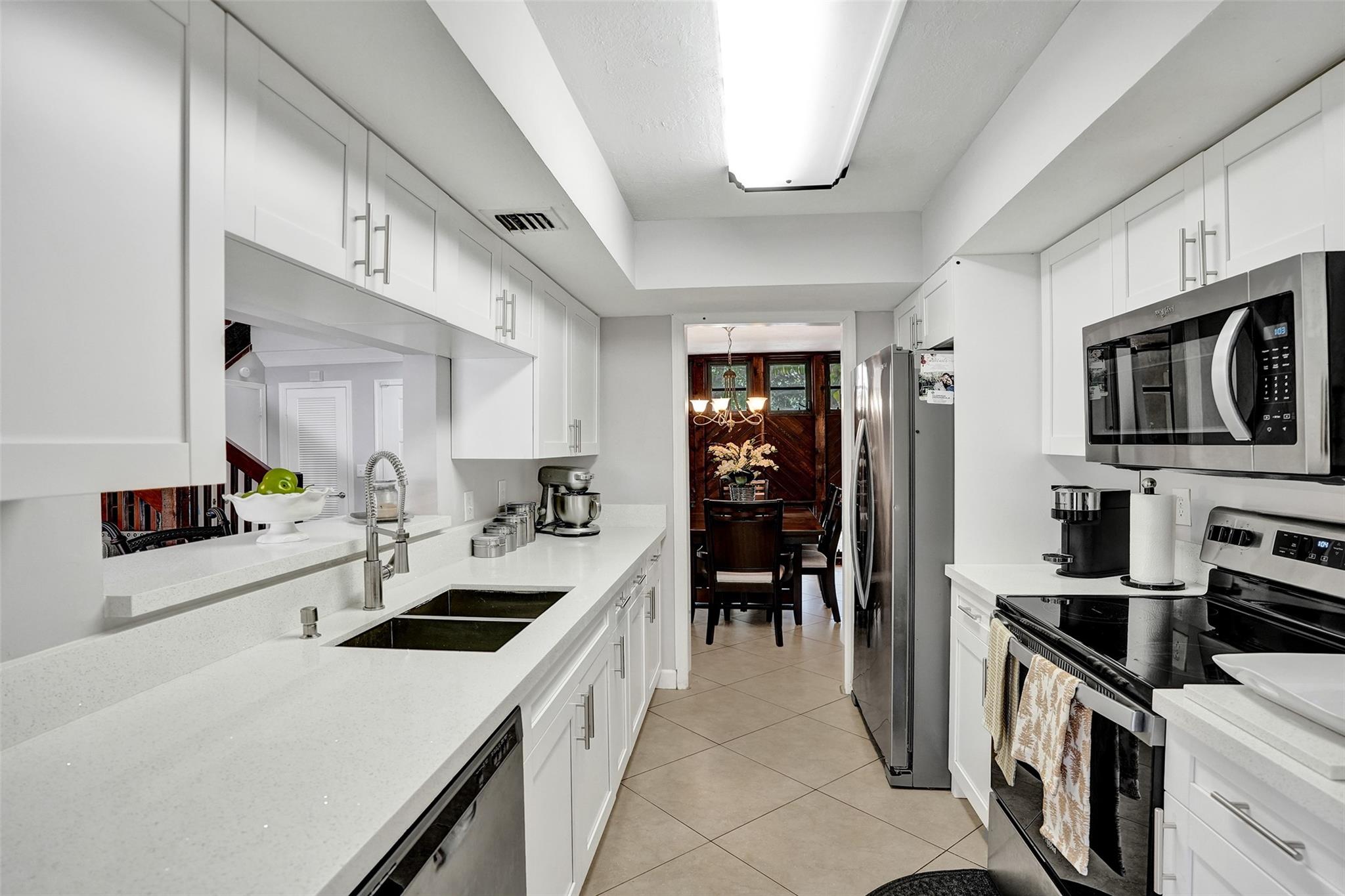 11694 NW 20th Drive 11694, Coral Springs, FL 33071