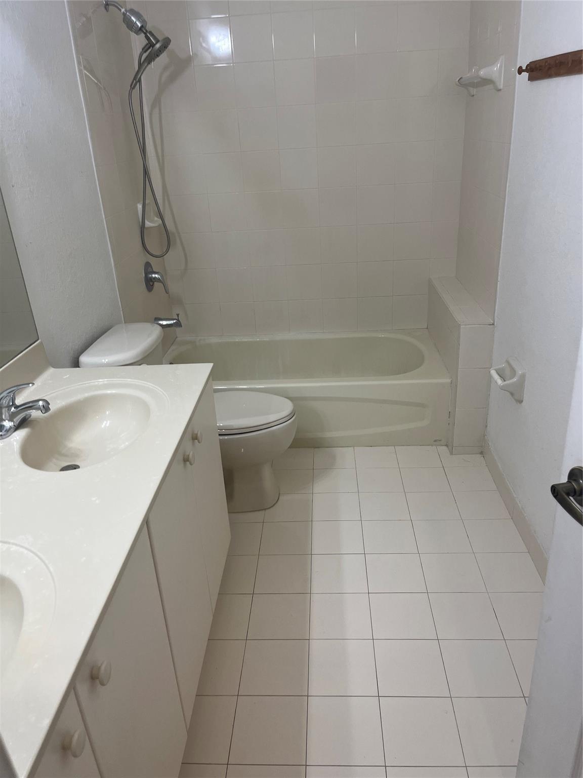 11473 NW 81st Lane 11473, Miami, FL 33178