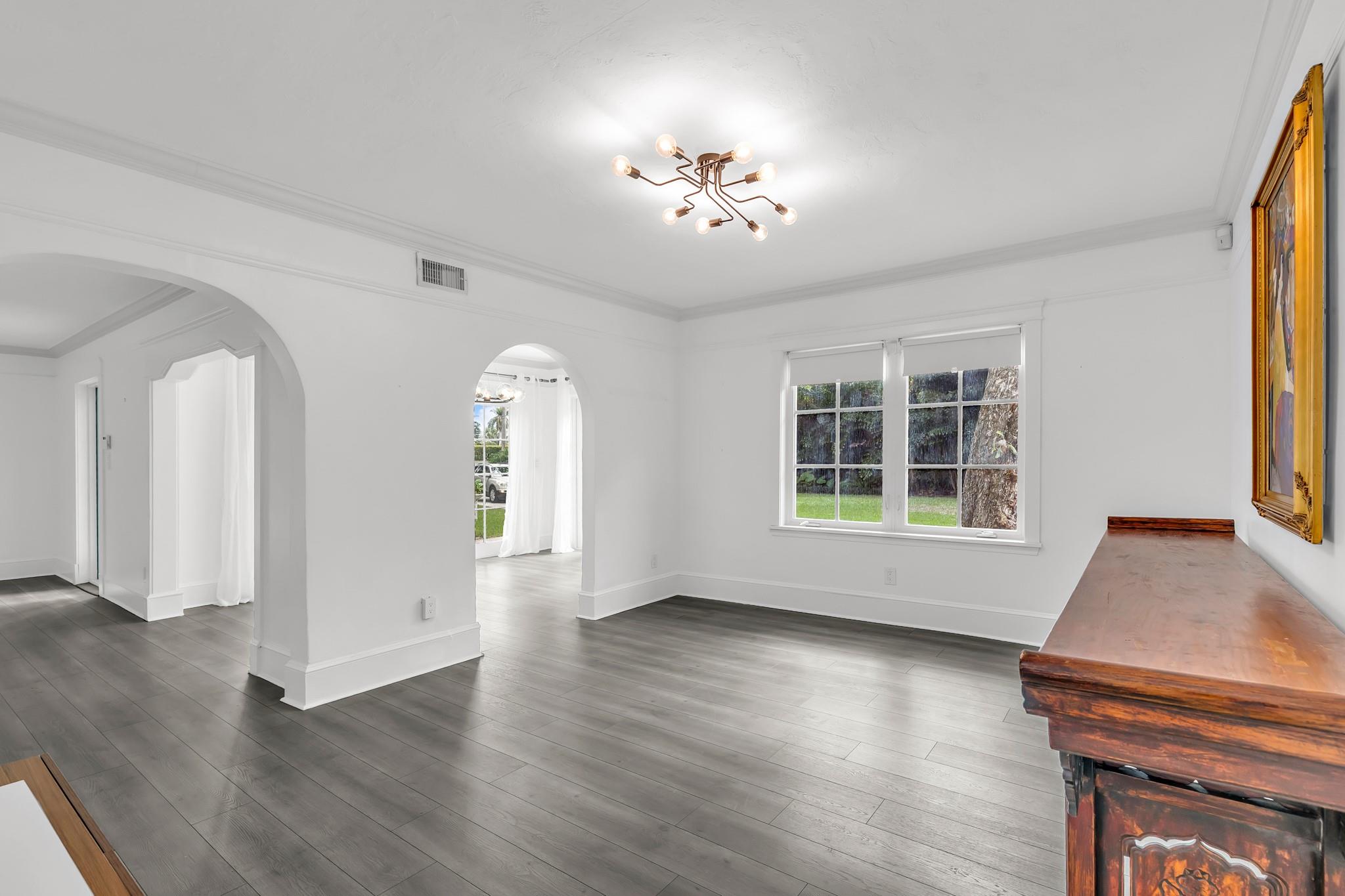 5960 N Bayshore Drive, Miami, FL 33137