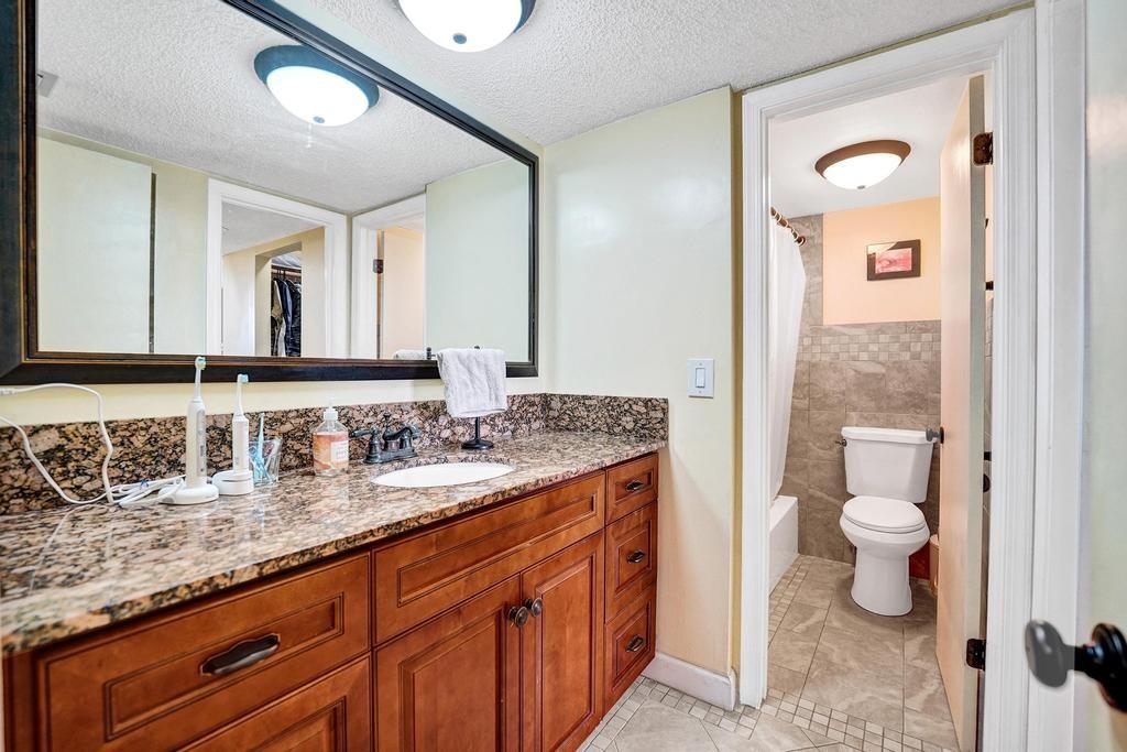 Photo for 9230 Lagoon Place, 406, Davie, FL 33324 - Listing #FX-10527214 9230 Lagoon Place, 406, Davie, FL 33324