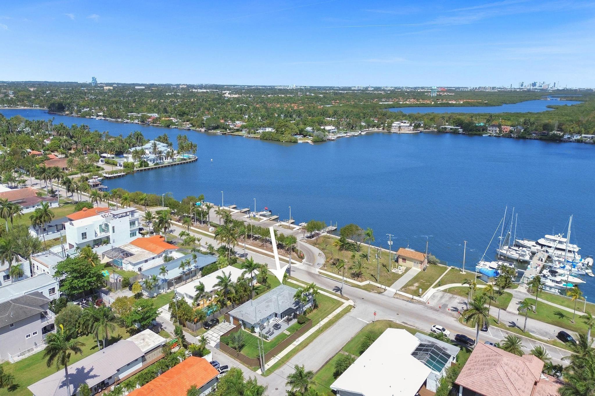 Photo for 800 Polk Street, Hollywood, FL 33019 - Listing #FX-10518579 800 Polk Street, Hollywood, FL 33019