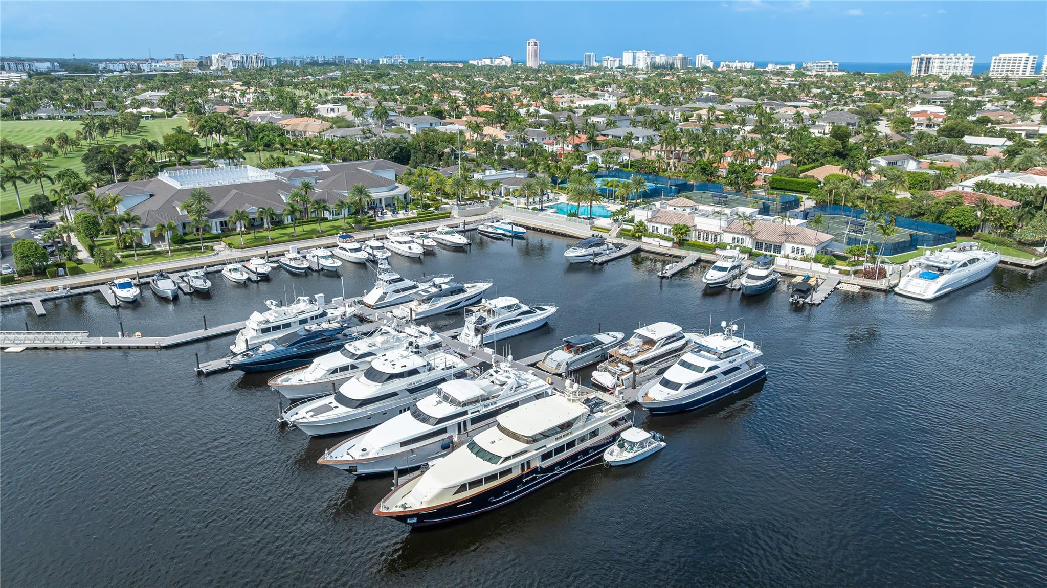 Marina One Yacht club nestled just north next to River House Towers. Photo property of M. De Benedictis.