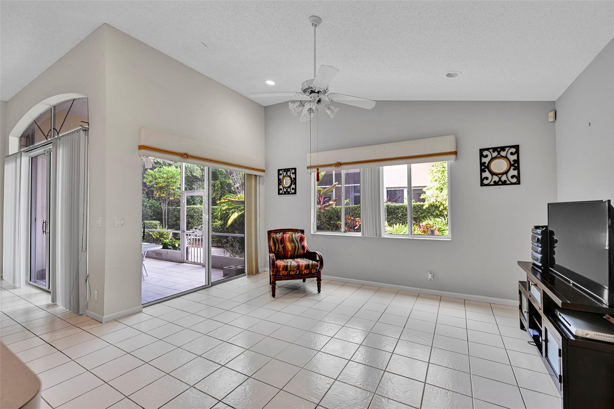5791 NW 48th Drive, Coral Springs, FL 33067