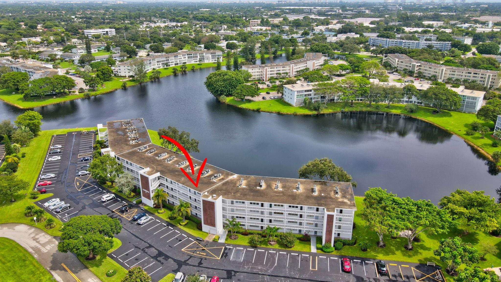 Photo for 3107 Cambridge E, 3107, Deerfield Beach, FL 33442 - Listing #FX-10479052 3107 Cambridge E, 3107, Deerfield Beach, FL 33442
