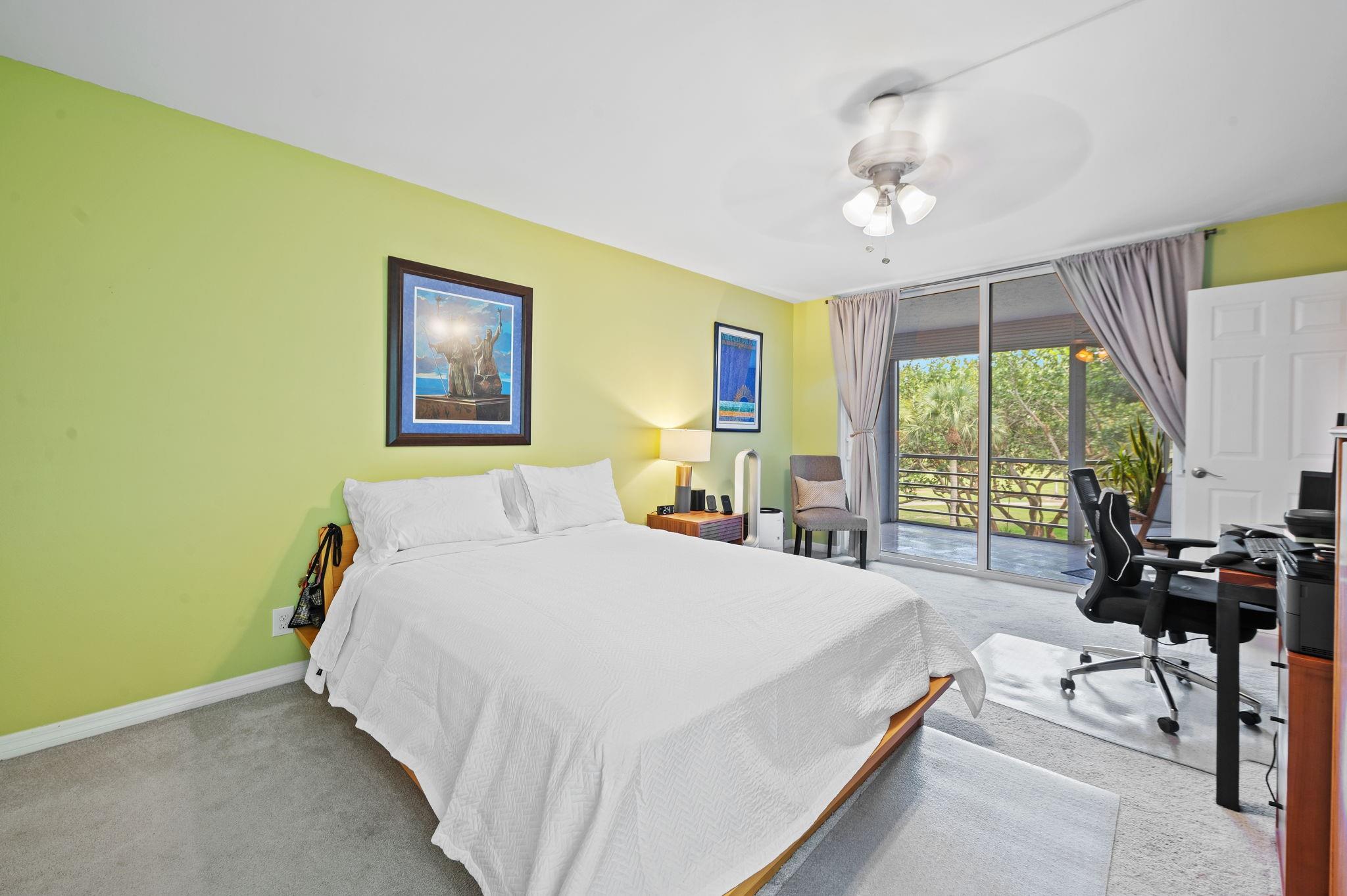 Photo for 3900 Oaks Clubhouse Drive, 305, Pompano Beach, FL 33069 - Listing #FX-10517147 3900 Oaks Clubhouse Drive, 305, Pompano Beach, FL 33069