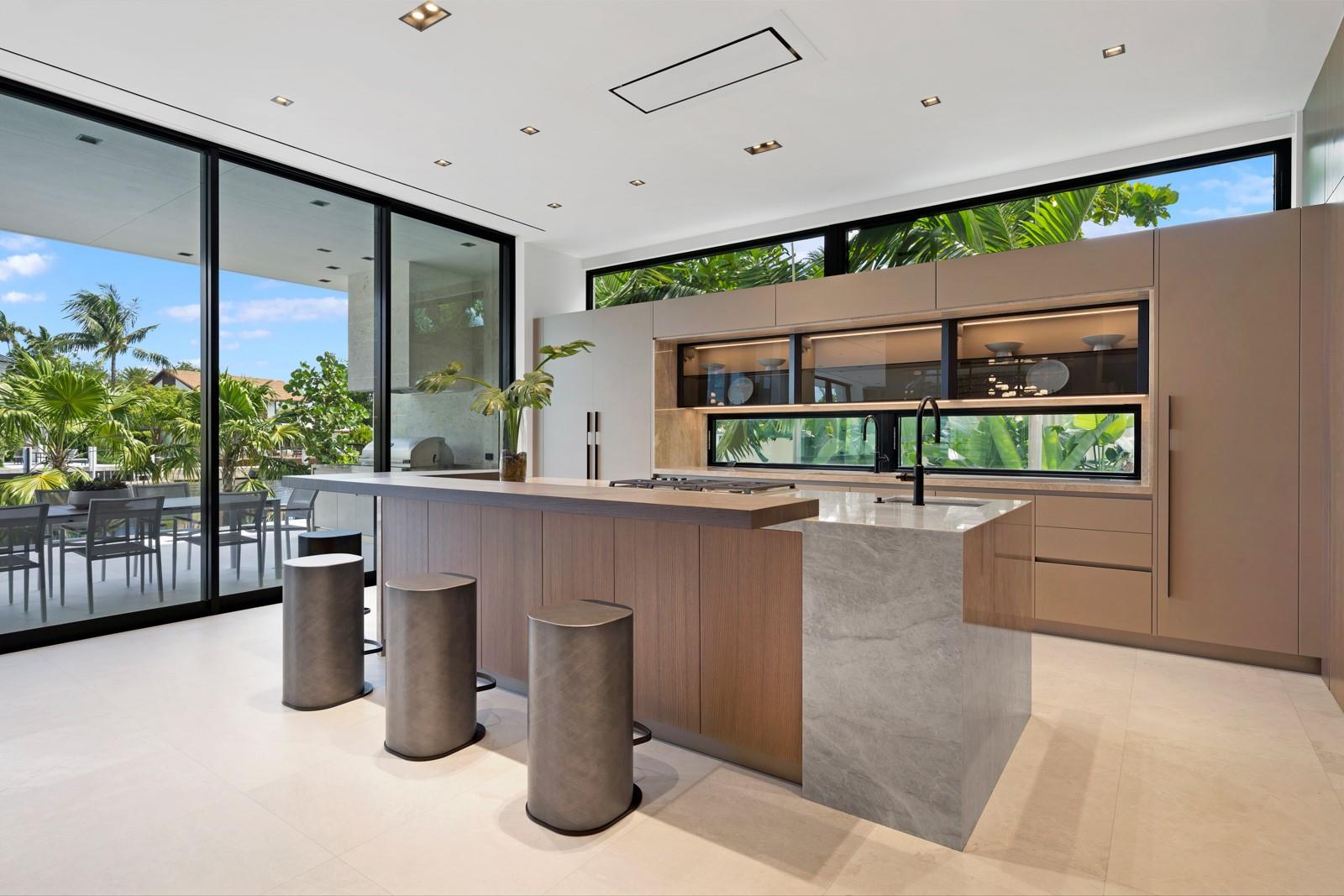 1721 SE 11th Street, Fort Lauderdale, FL 33316