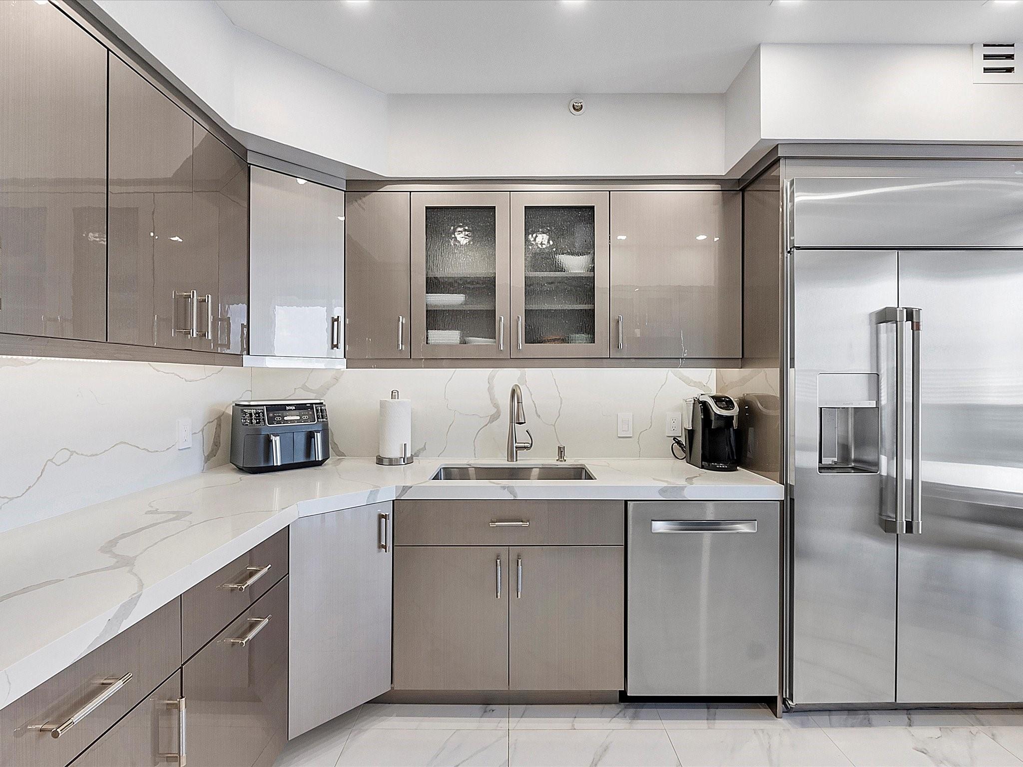 Photo for 3100 N Ocean Boulevard, 1202, Fort Lauderdale, FL 33308 - Listing #FX-10487193 3100 N Ocean Boulevard, 1202, Fort Lauderdale, FL 33308