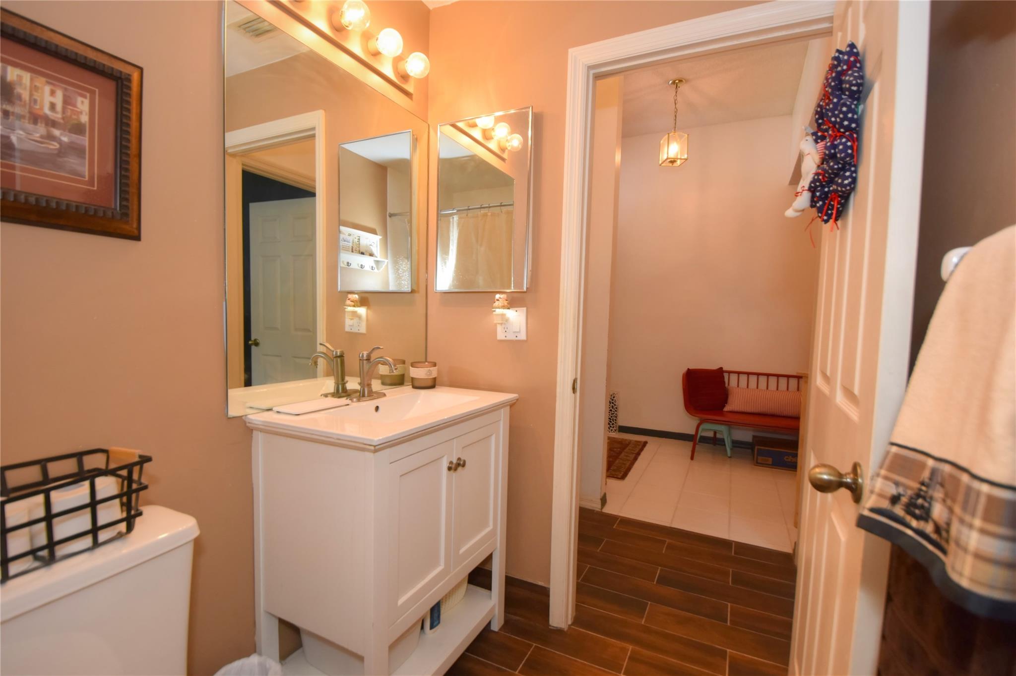 Photo for 98 Gables Boulevard, Weston, FL 33326 - Listing #FX-10506101 98 Gables Boulevard, Weston, FL 33326