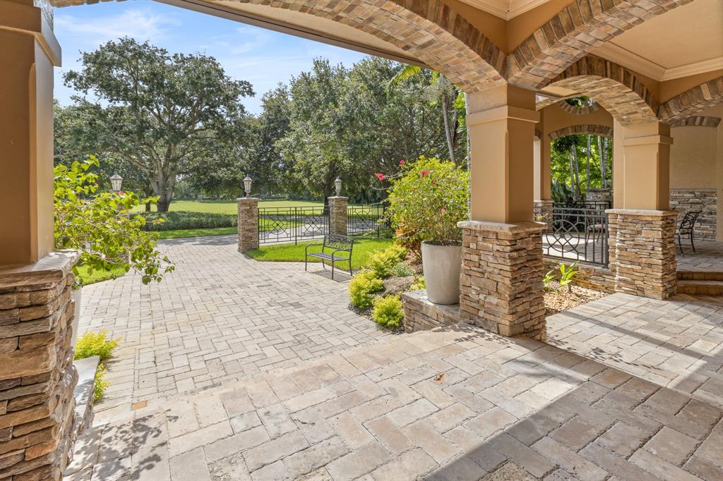 5335 Holatee Trail, Southwest Ranches, FL 33330