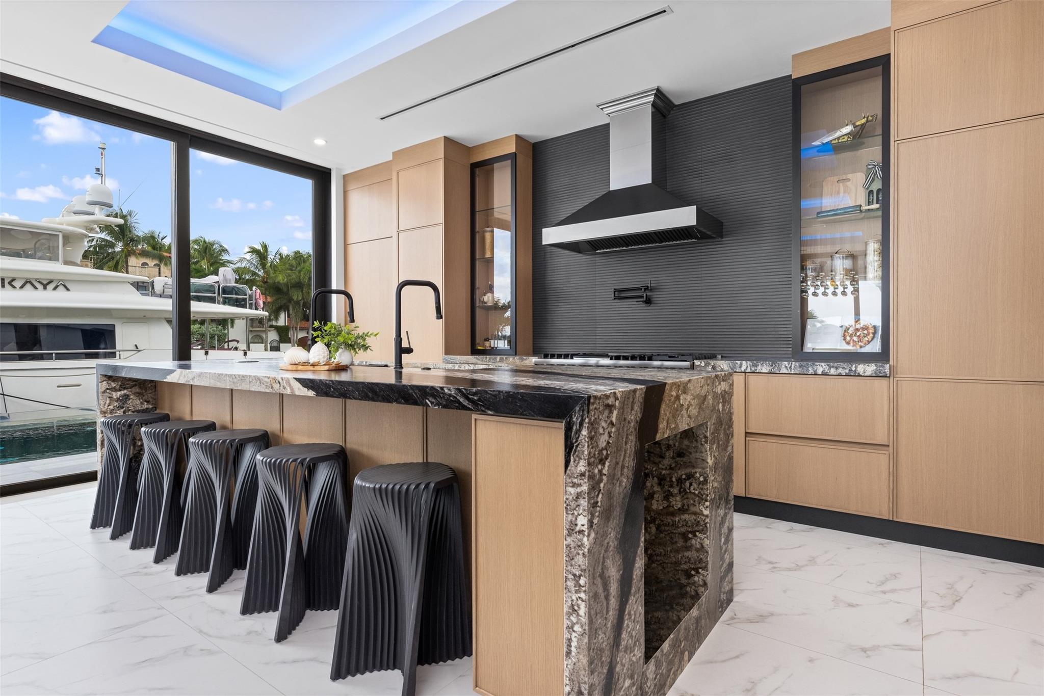 1845 SE 7th Street, Fort Lauderdale, FL 33316