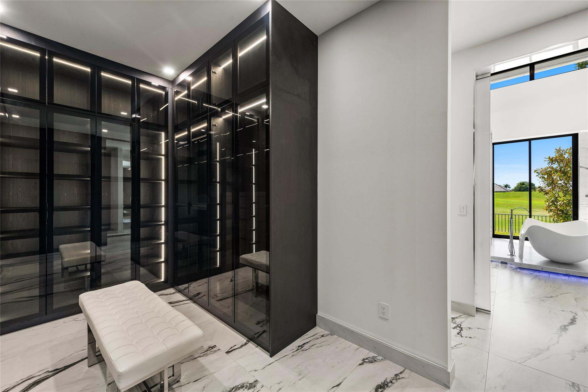 4041 Country Club Lane, Fort Lauderdale, FL 33308