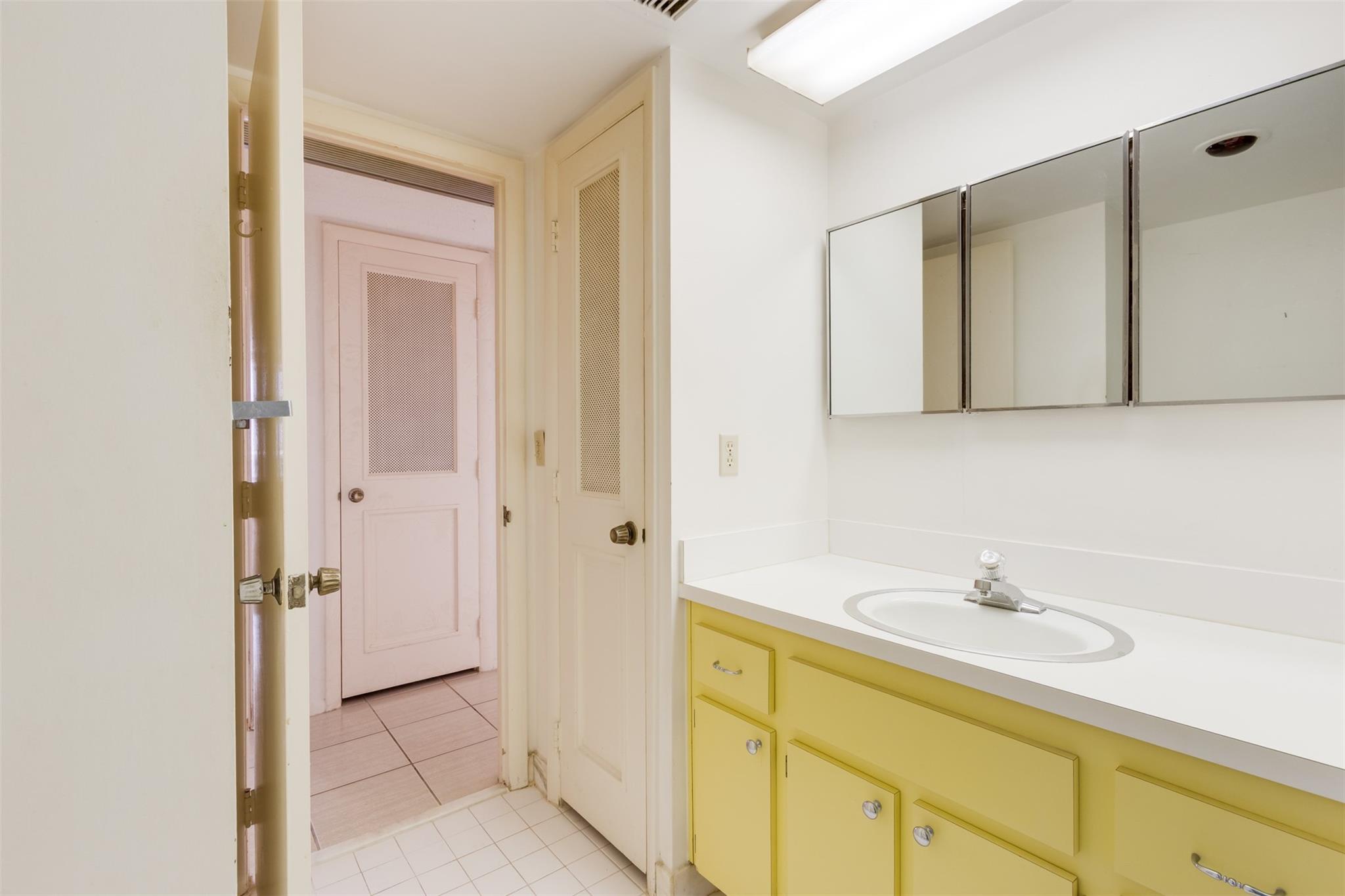 Photo for 4020 Galt Ocean Drive, 1404, Fort Lauderdale, FL 33308 - Listing #FX-10517183 4020 Galt Ocean Drive, 1404, Fort Lauderdale, FL 33308