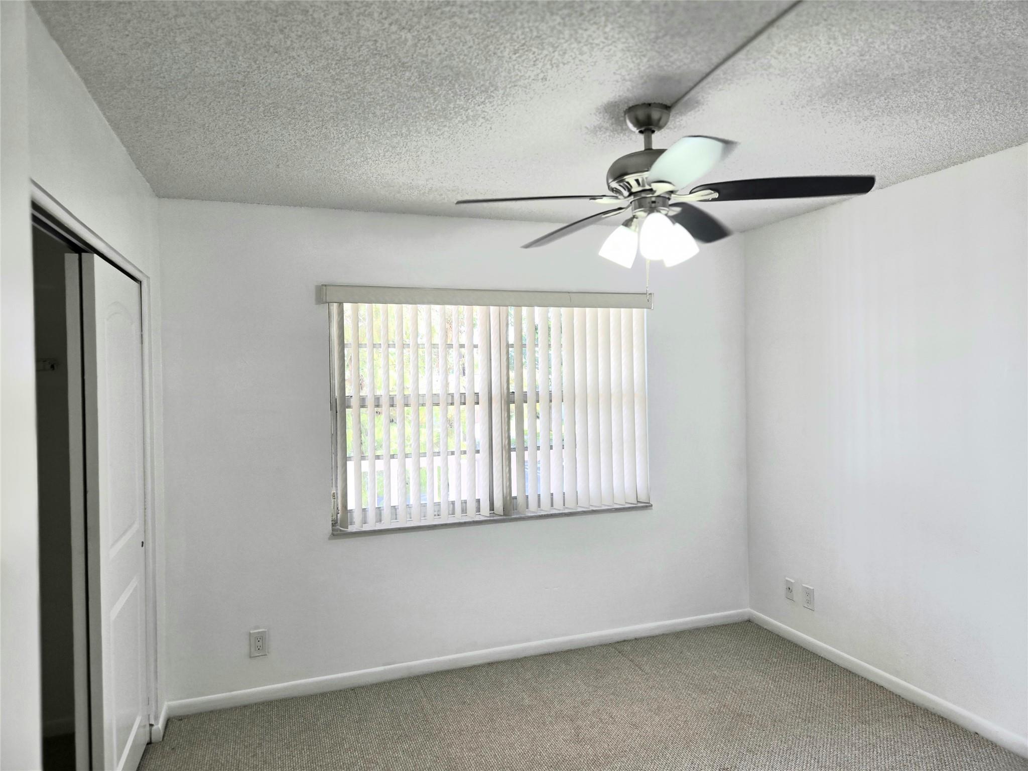 1100 NW 87th Avenue, Coral Springs, FL 33071