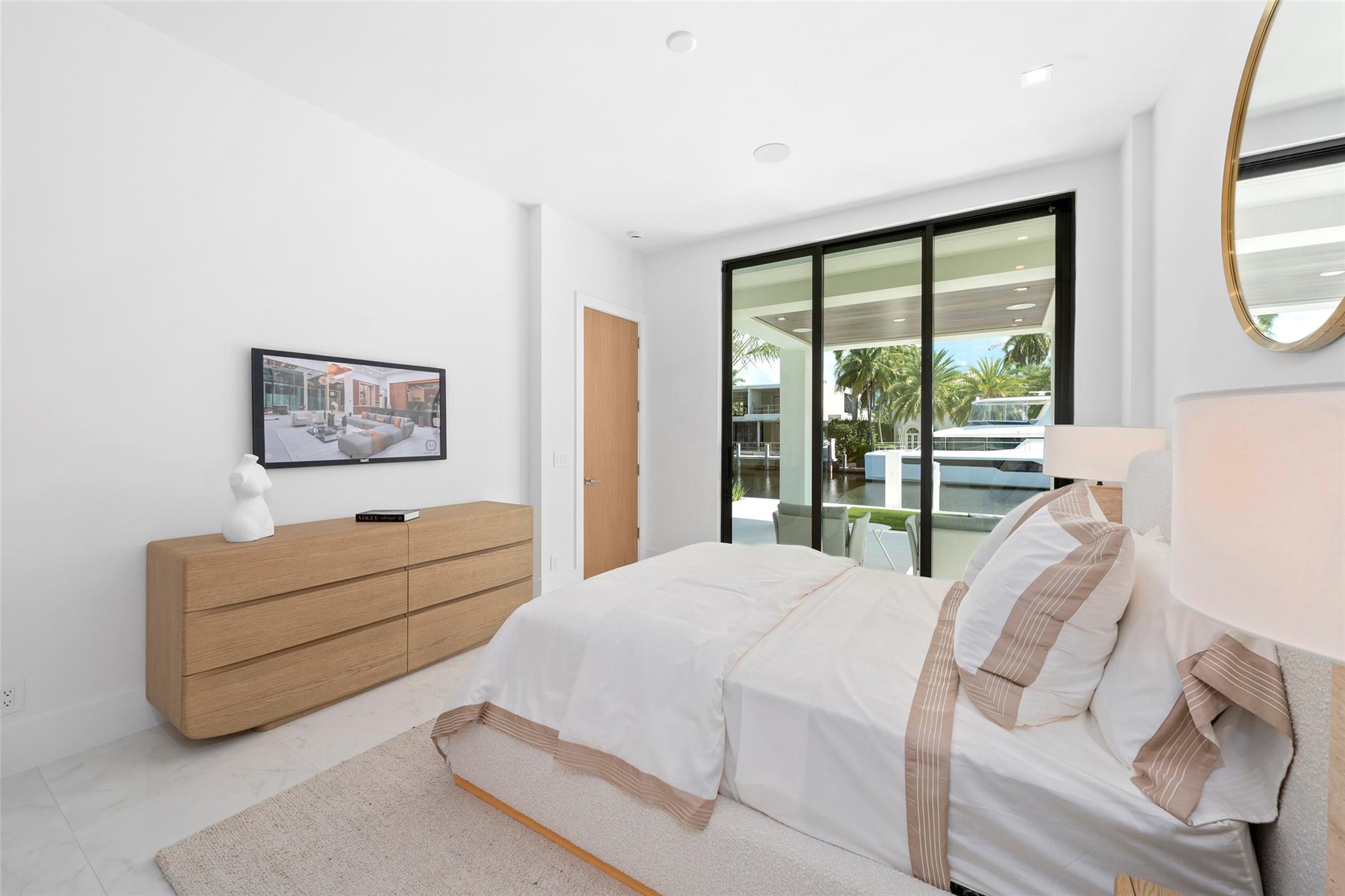 24 Fiesta Way, Fort Lauderdale, FL 33301