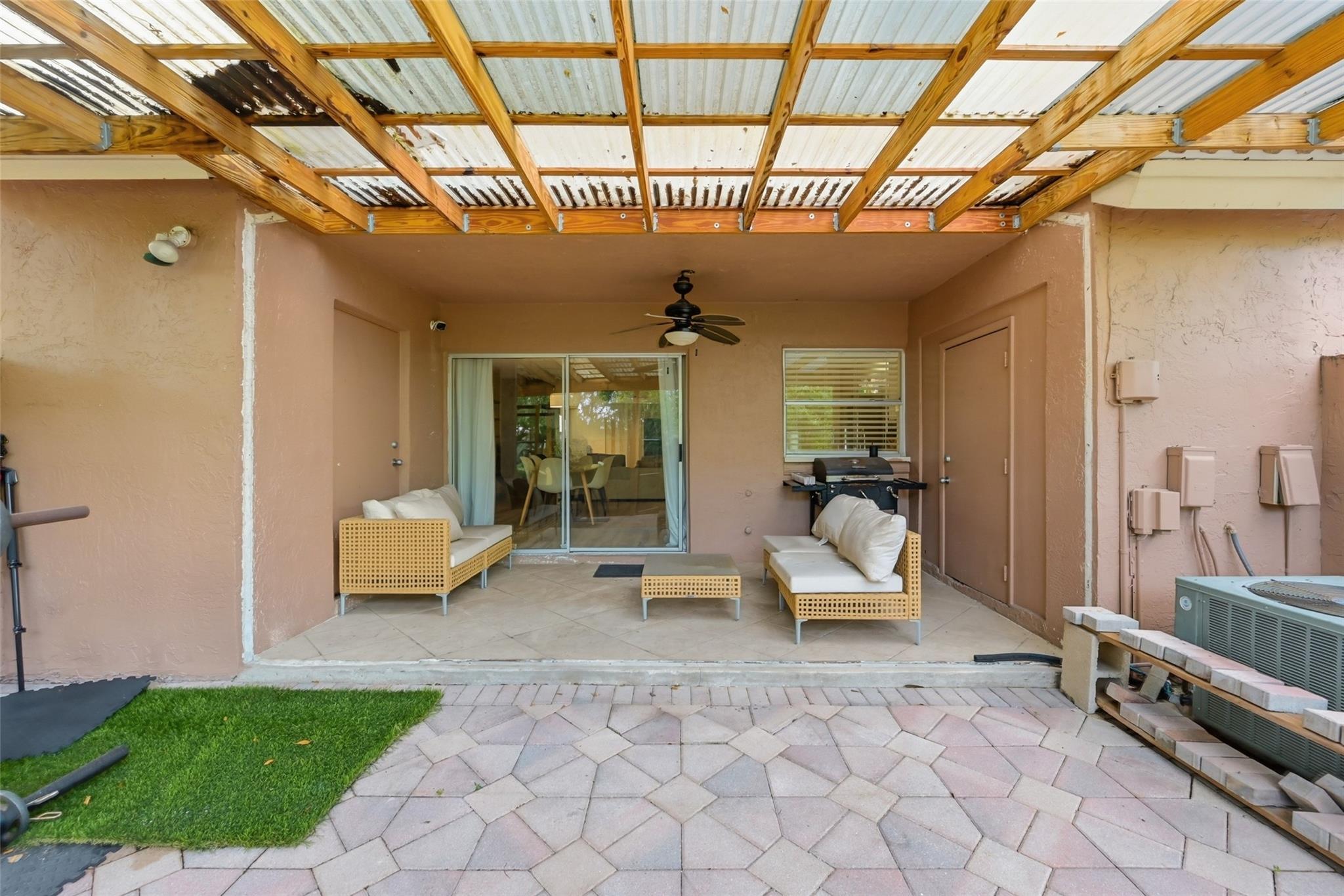 4337 Coral Springs Drive 1H, Coral Springs, FL 33065