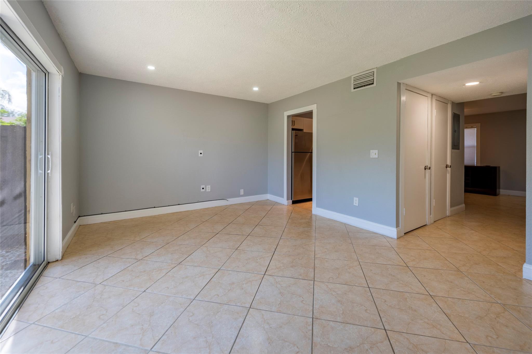 10717 La Placida Drive 1-3, Coral Springs, FL 33065