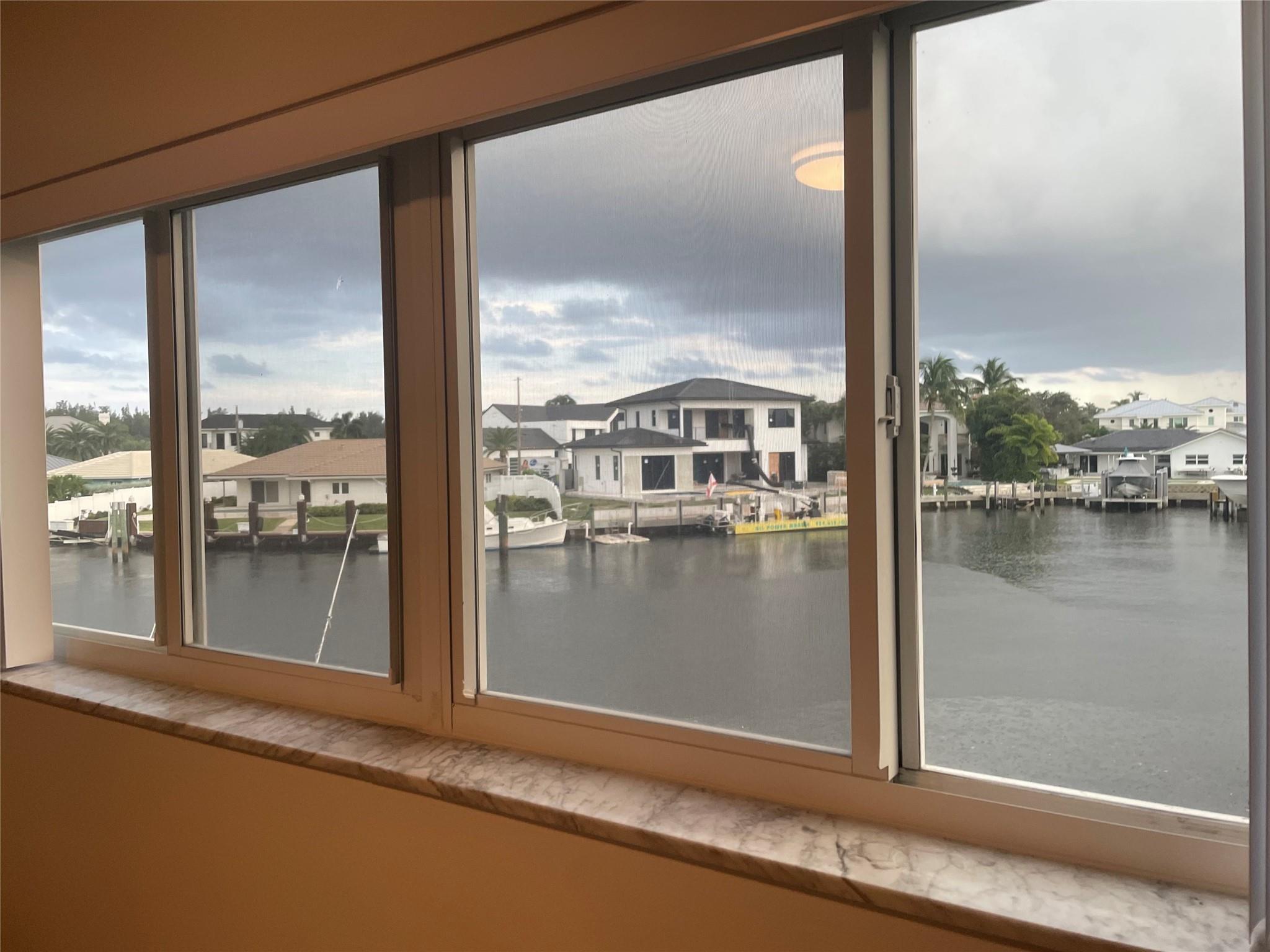 698 NE Spanish River Boulevard 23, Boca Raton, FL 33431