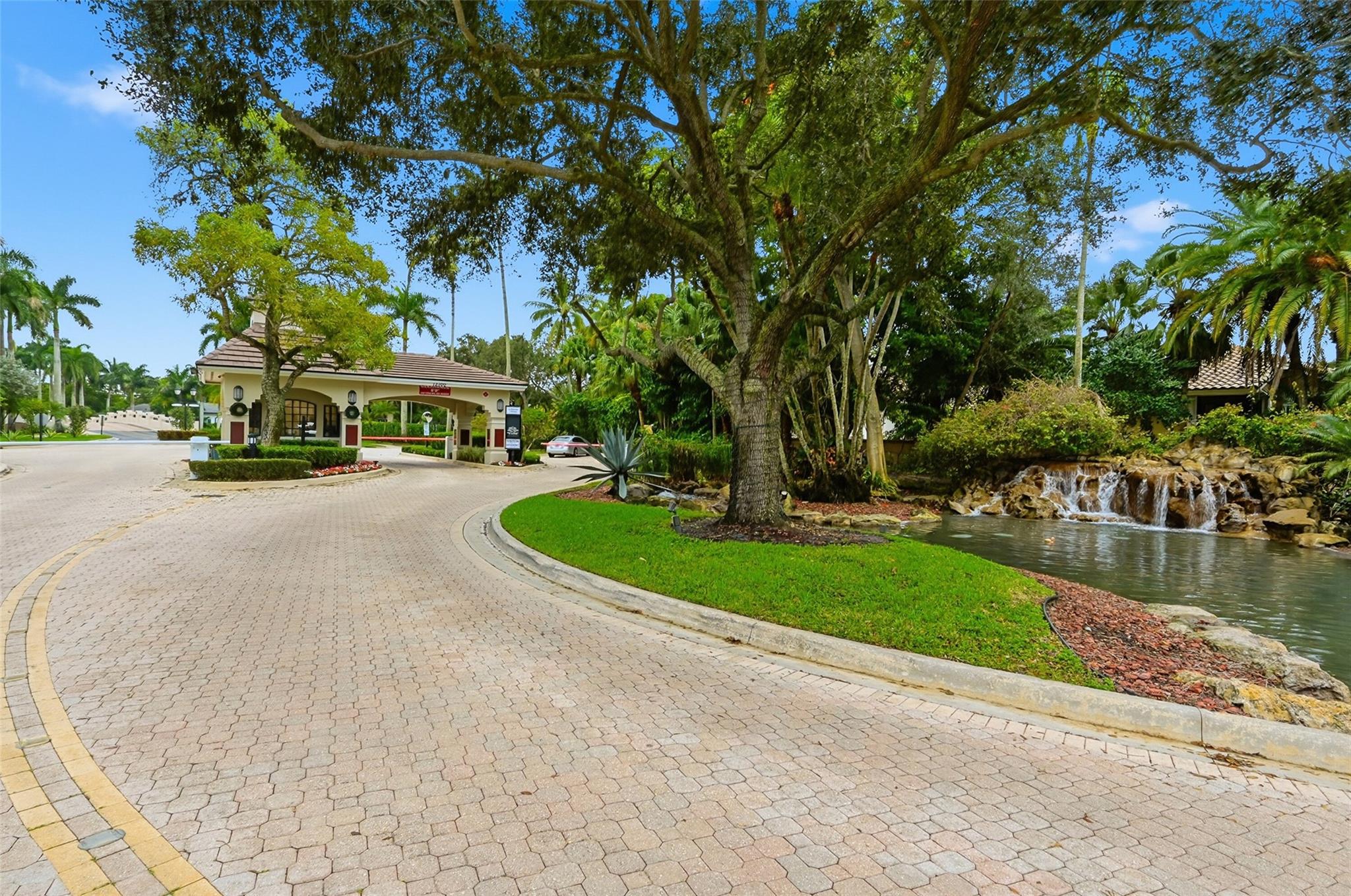 12125 NW 10th Street, Coral Springs, FL 33071