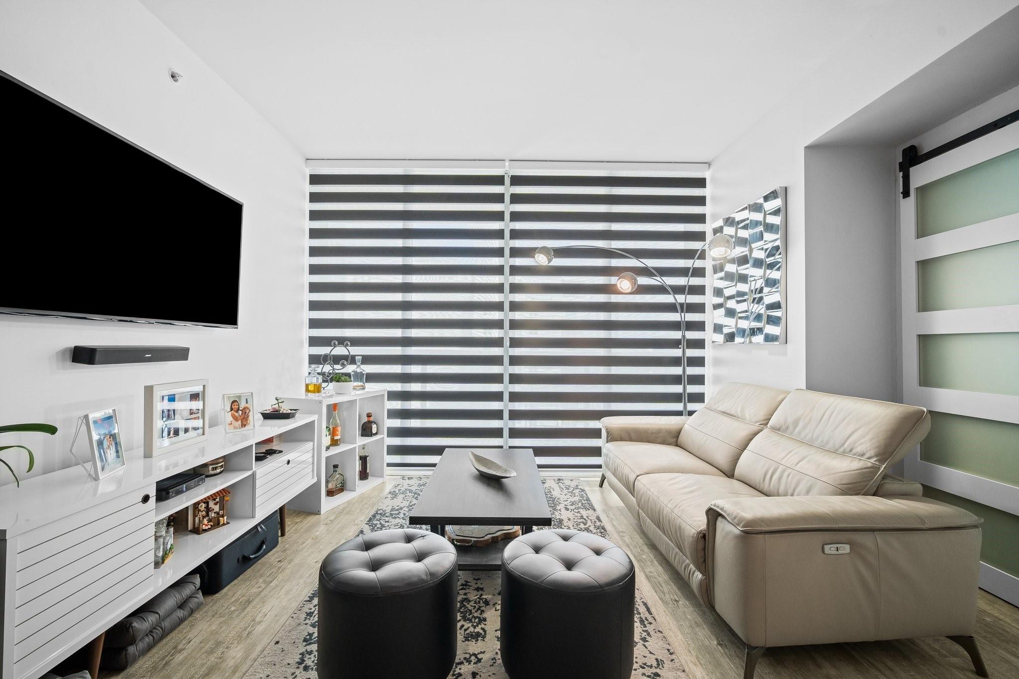 Photo for 244 Biscayne Boulevard, 2210, Miami, FL 33132 - Listing #FX-10509916 244 Biscayne Boulevard, 2210, Miami, FL 33132