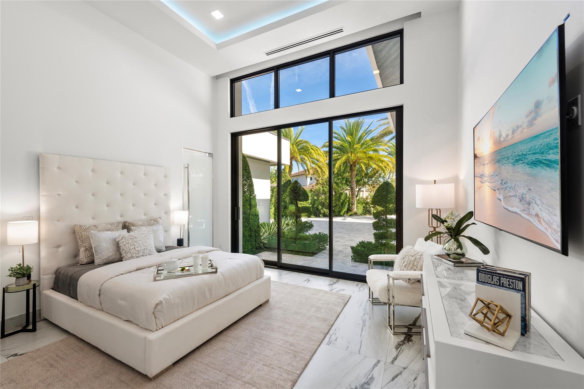 4041 Country Club Lane, Fort Lauderdale, FL 33308