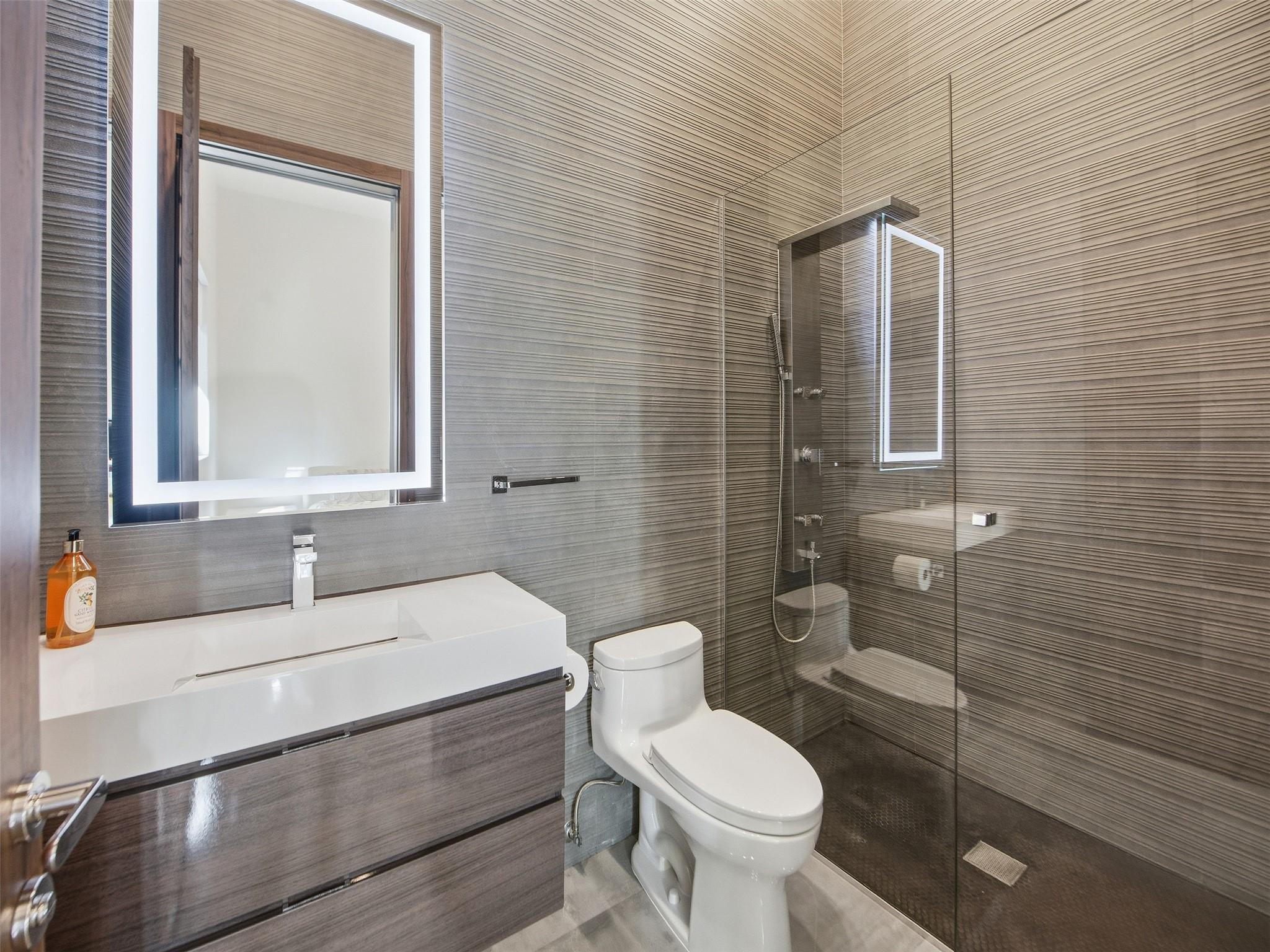 Additional Bedrooms & Baths