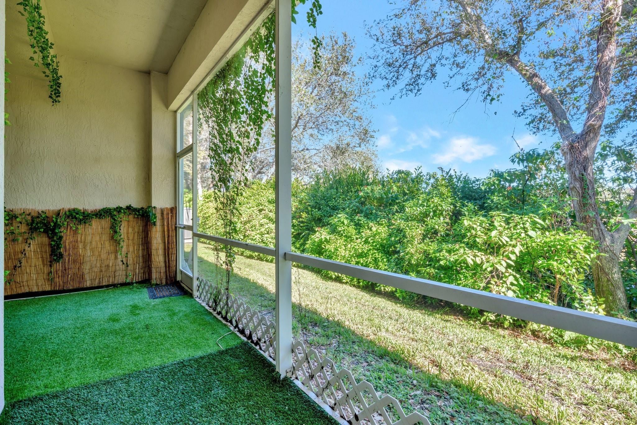 Photo for 2029 Oakhurst Way, Riviera Beach, FL 33404 - Listing #FX-10473220 2029 Oakhurst Way, Riviera Beach, FL 33404
