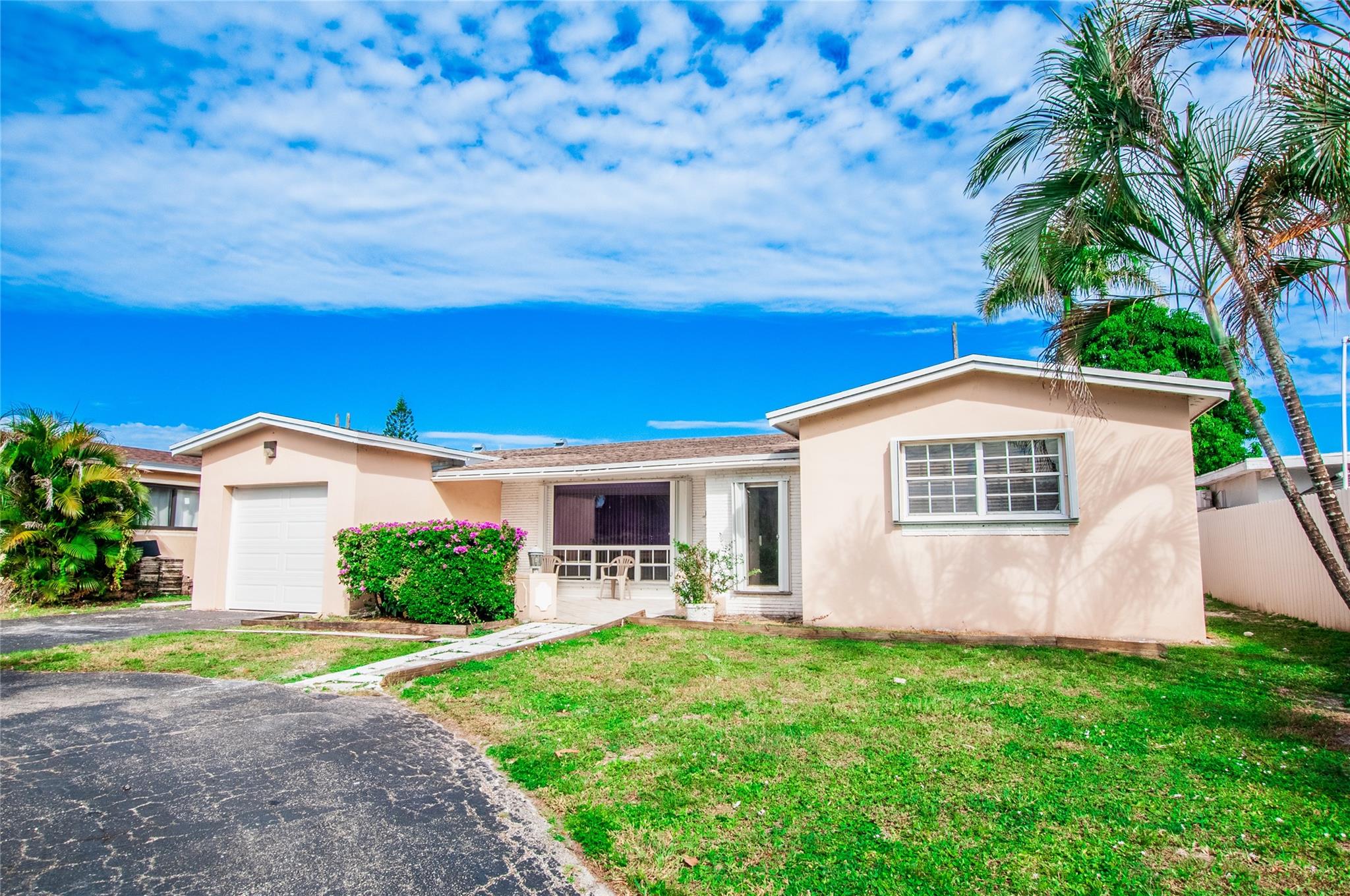 Photo for 7813 Biltmore Boulevard, Miramar, FL 33023 - listing #FX-10536335 7813 Biltmore Boulevard, Miramar, FL 33023