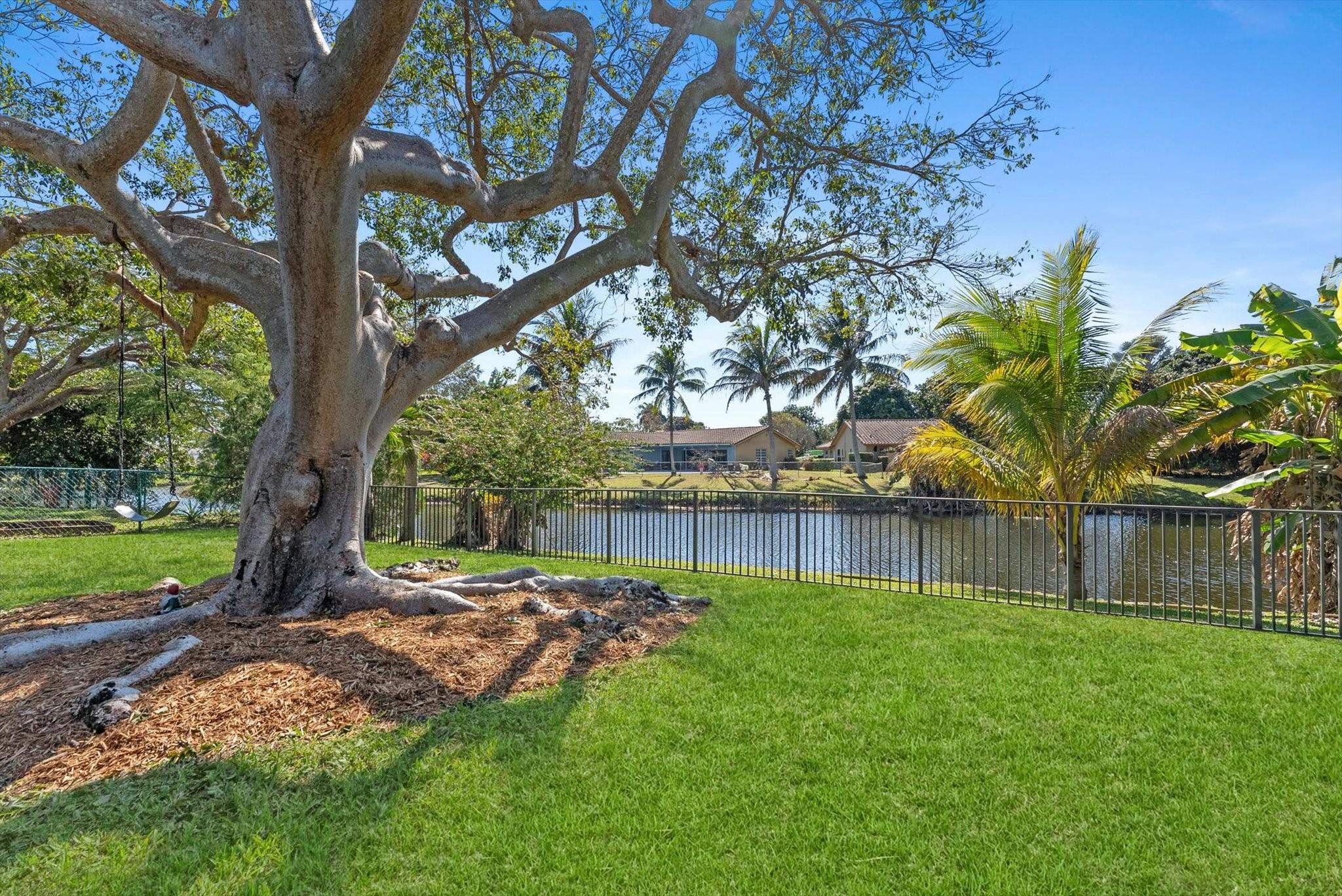 8264 Shadow Wood Boulevard, Coral Springs, FL 33071