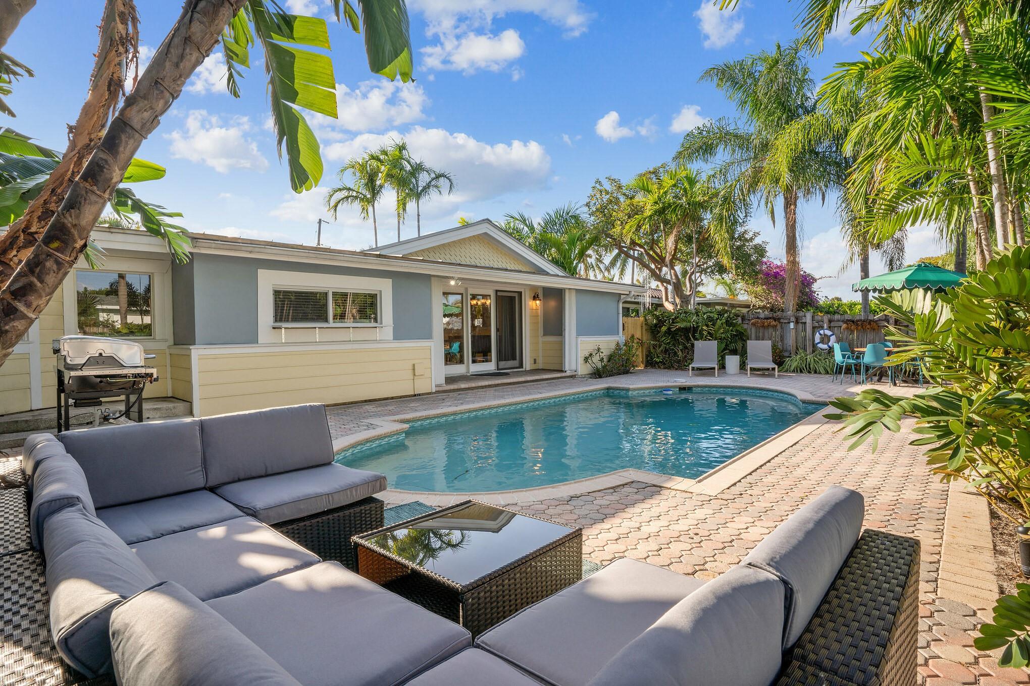 Photo for 2751 NE 18th Street, Pompano Beach, FL 33062 - listing #FX-10516930 2751 NE 18th Street, Pompano Beach, FL 33062