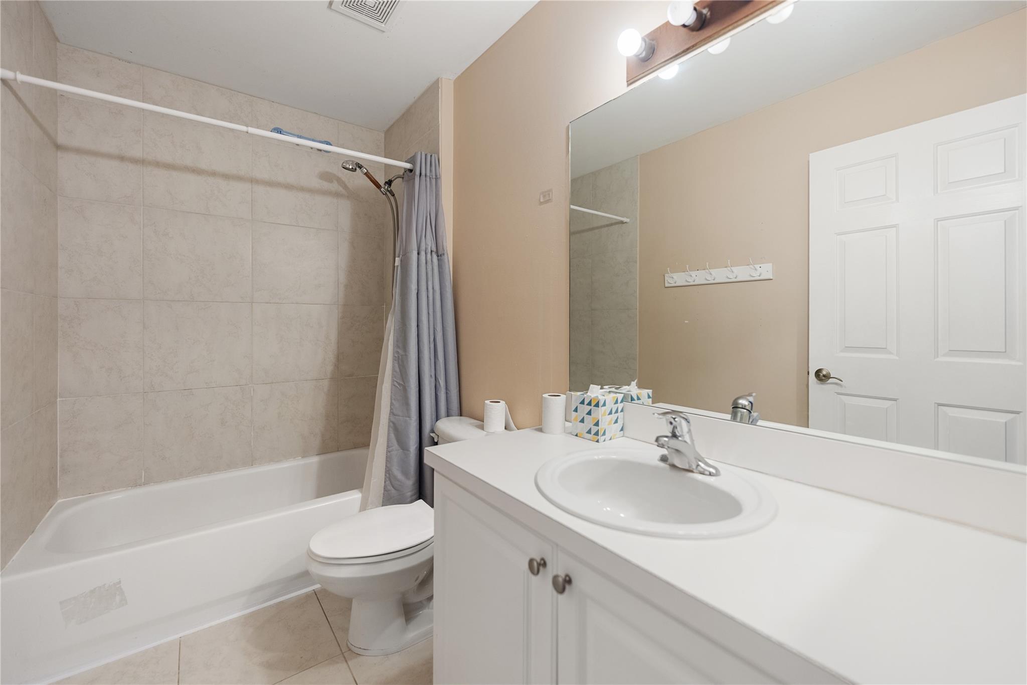 3134 Coral Ridge Drive 3136, Coral Springs, FL 33065