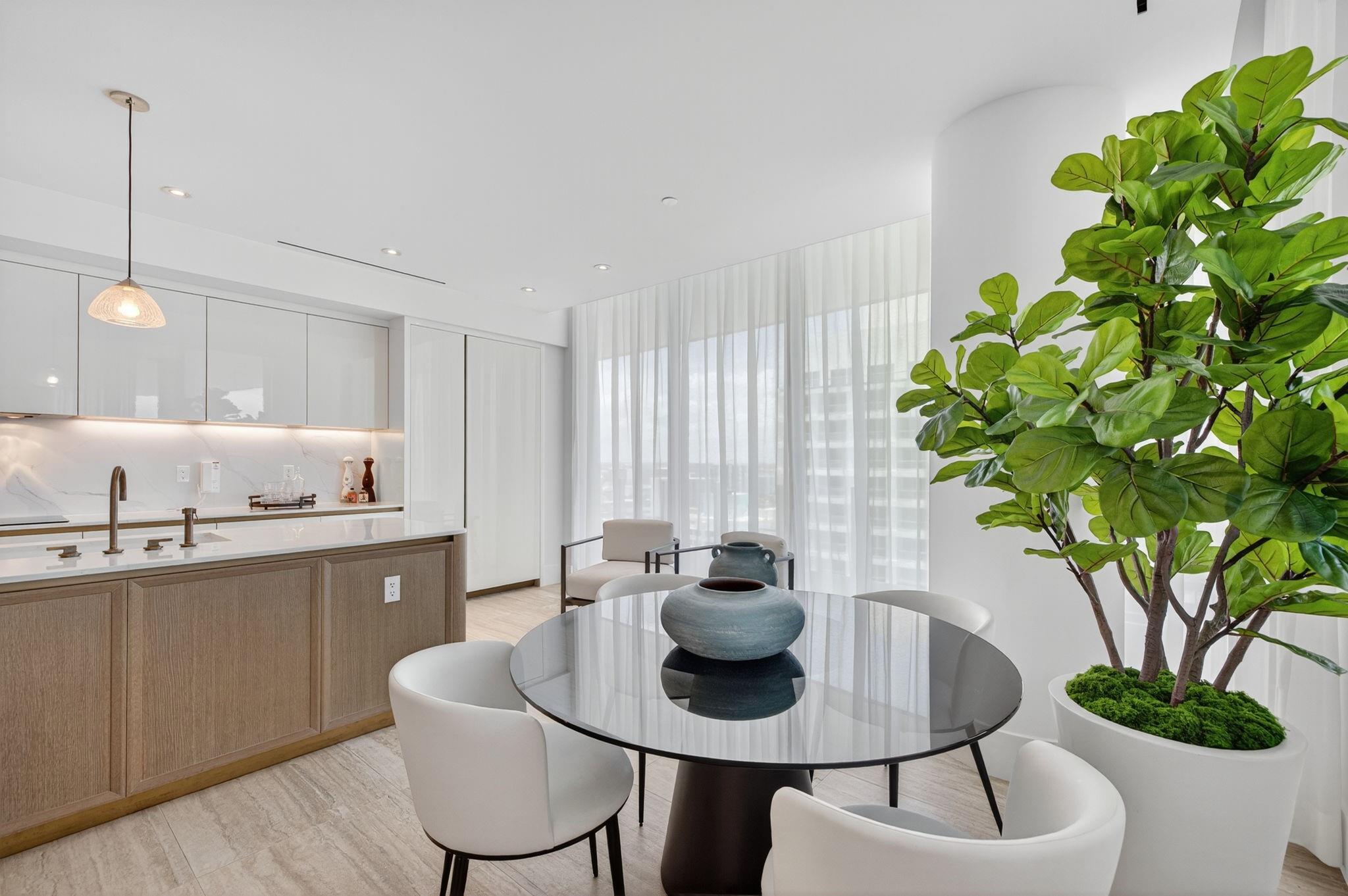 525 Fort Lauderdale Beach Boulevard 1902, Fort Lauderdale, FL 33304