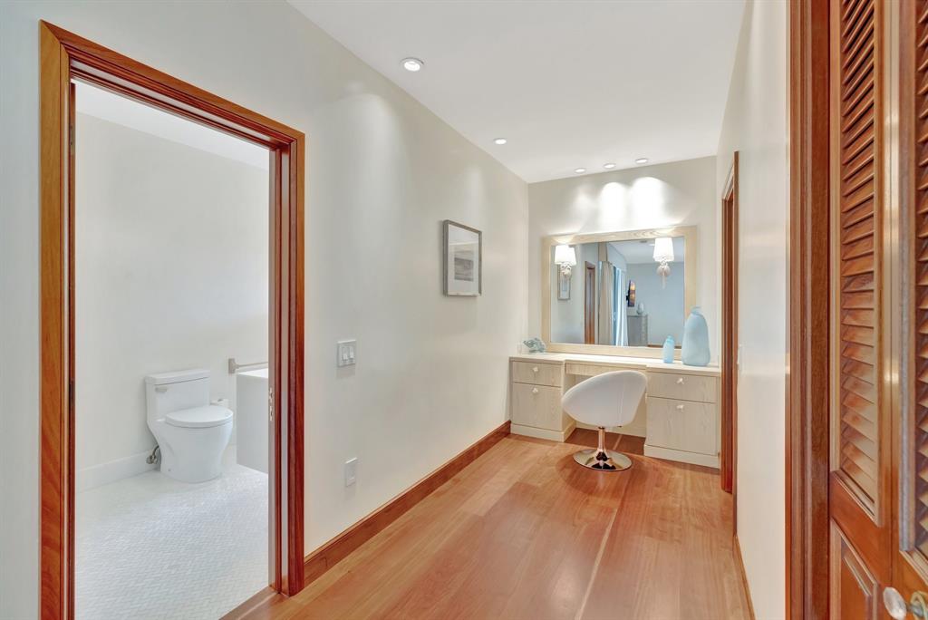 2441 SW 28th Avenue, Fort Lauderdale, FL 33312