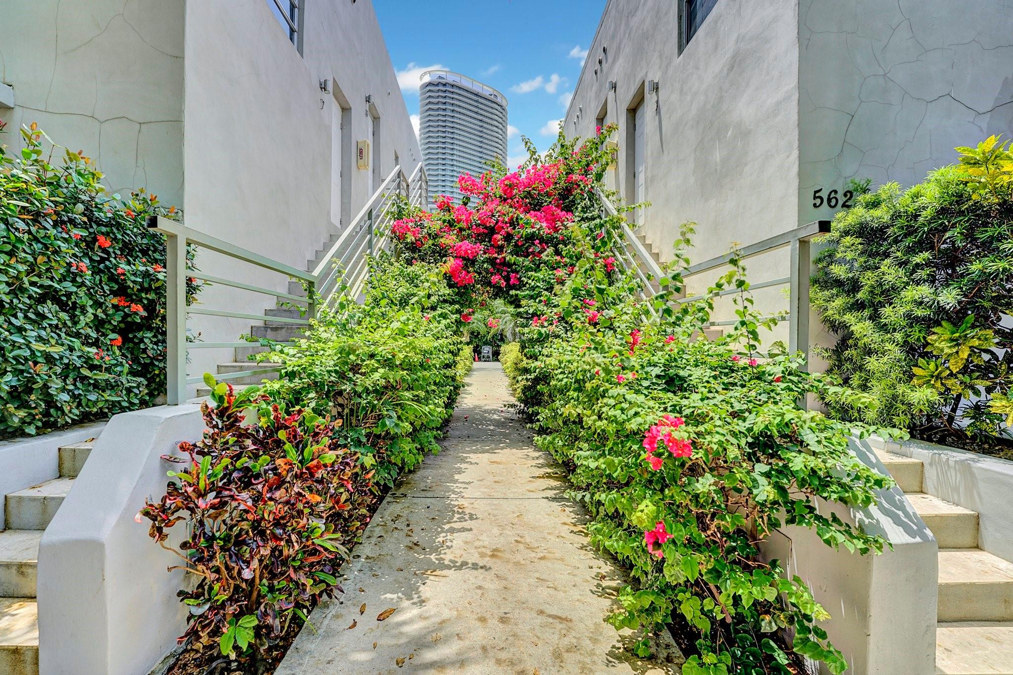 Photo for 560 Michigan Avenue, Miami Beach, FL 33139 - Listing #FX-10502930 560 Michigan Avenue, Miami Beach, FL 33139