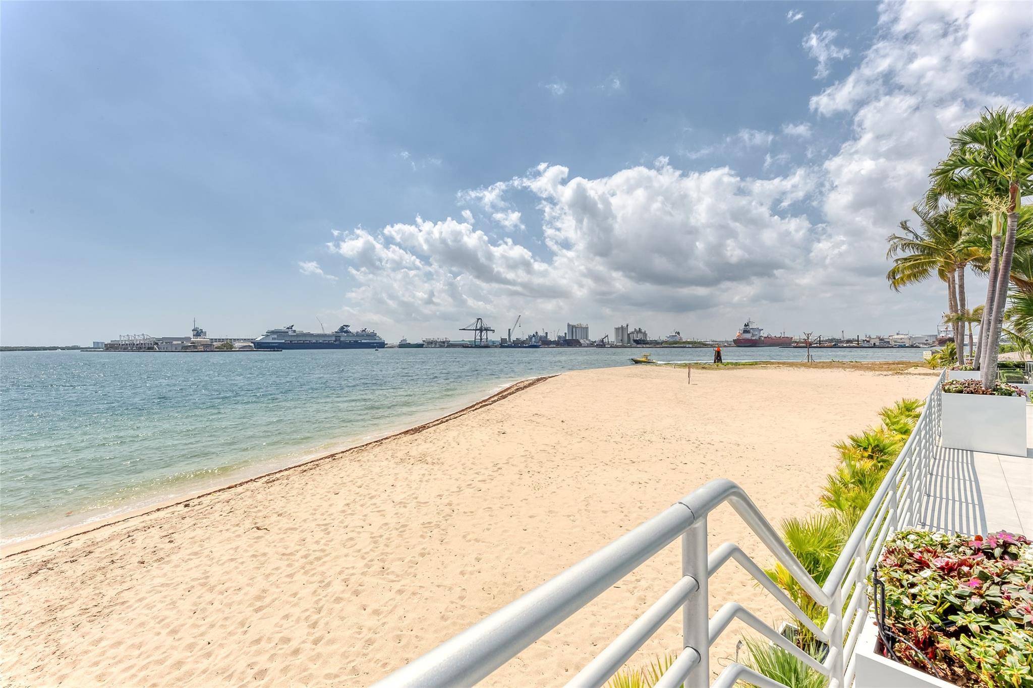 2200 Inlet Drive, Fort Lauderdale, FL 33316