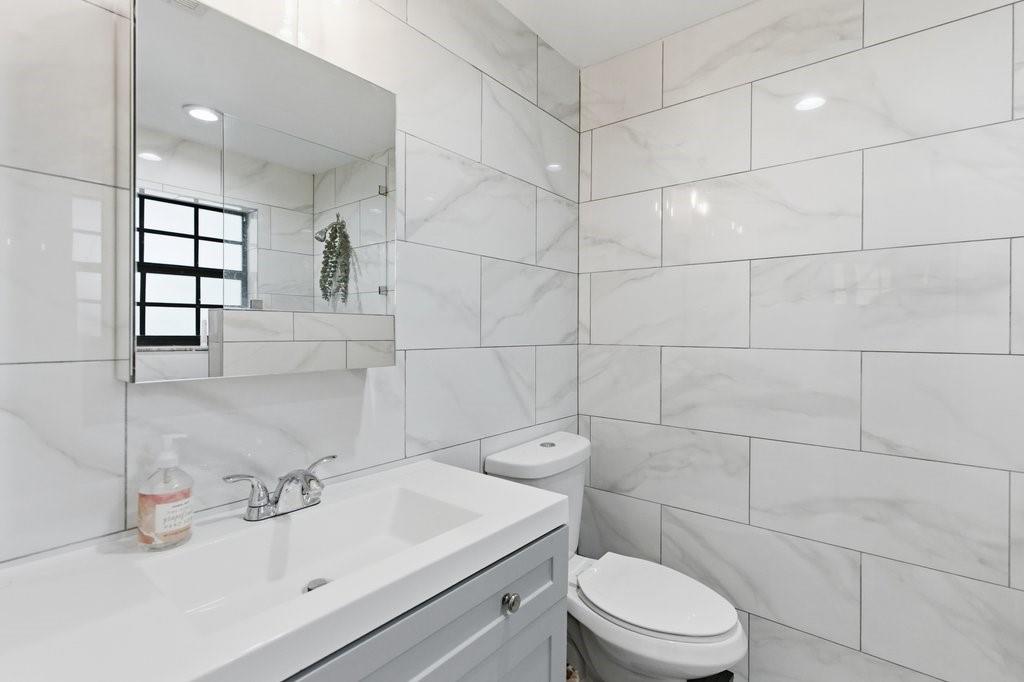 10900 W Sample Road, Coral Springs, FL 33065