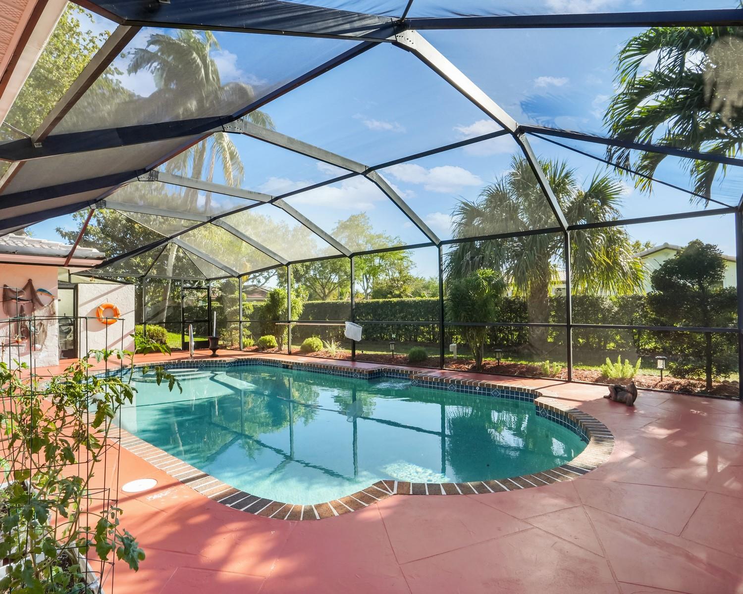 906 NW 83rd Drive, Coral Springs, FL 33071