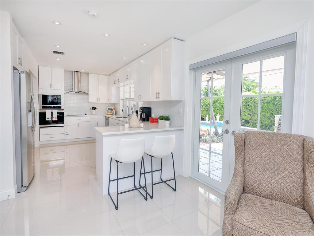 Photo for 4031 NE 17th Terrace, Oakland Park, FL 33334 - Listing #FX-10437186 4031 NE 17th Terrace, Oakland Park, FL 33334