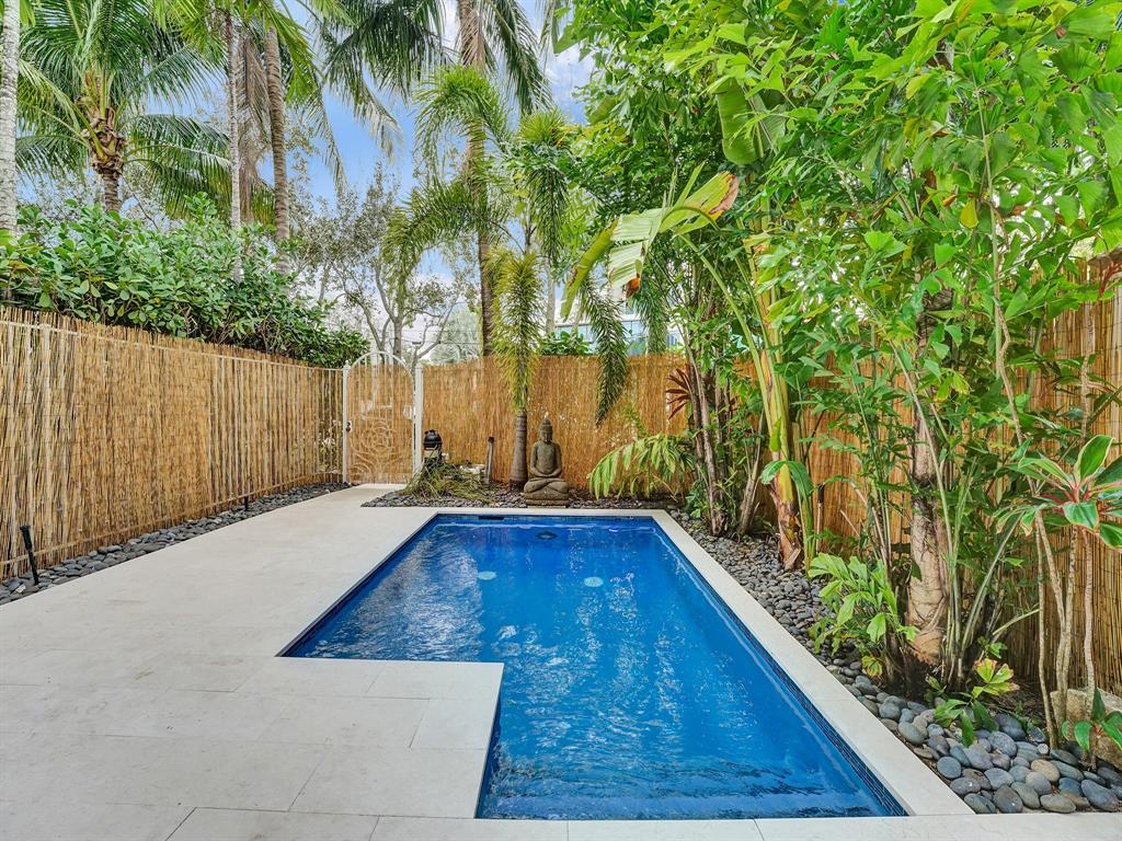 Photo for 1364 Bayview Drive, 1364, Fort Lauderdale, FL 33304 - Listing #FX-10418845 1364 Bayview Drive, 1364, Fort Lauderdale, FL 33304