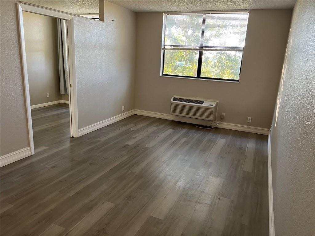 2401 Riverside Drive 410, Coral Springs, FL 33065