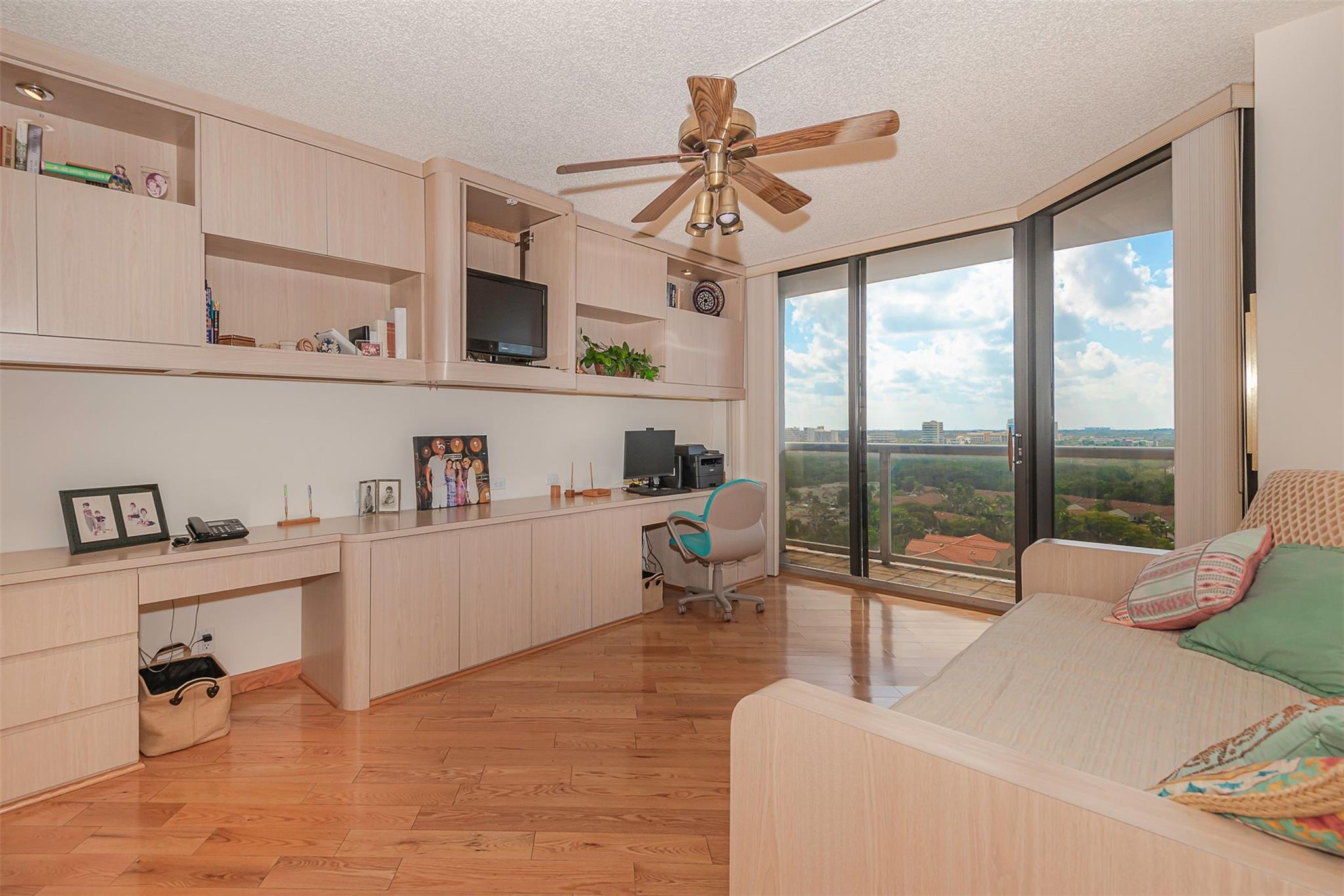 Photo for 3598 Yacht Club Drive, 1402, Miami, FL 33180 - Listing #FX-10491144 3598 Yacht Club Drive, 1402, Miami, FL 33180