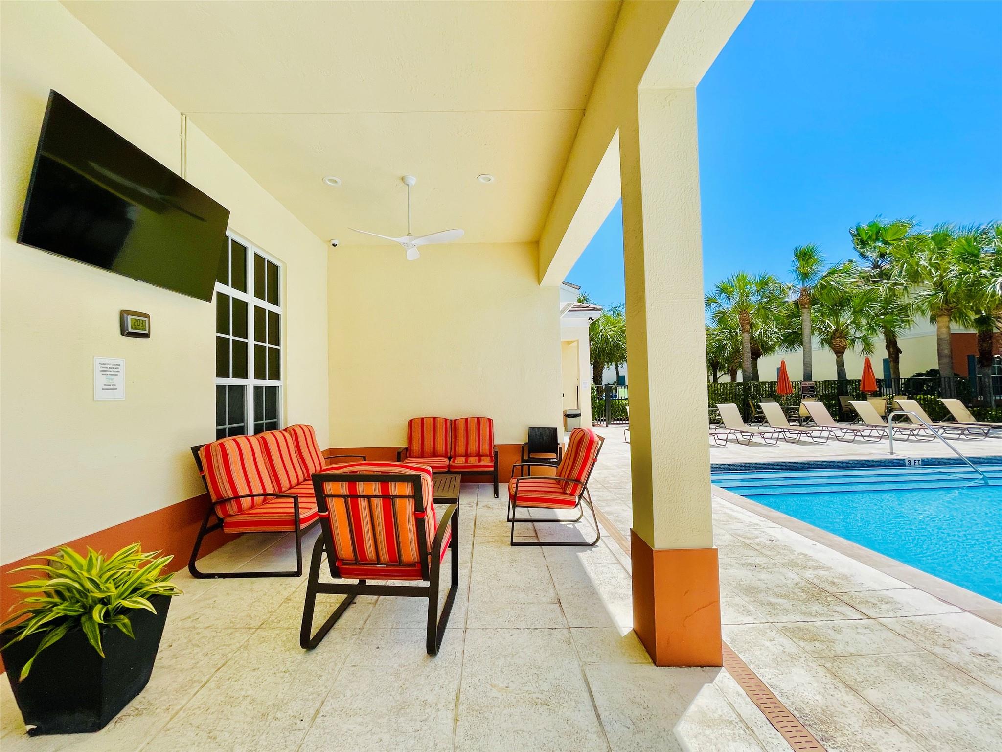Photo for 621 SW 1st Avenue, 621, Pompano Beach, FL 33060 - Listing #FX-10514485 621 SW 1st Avenue, 621, Pompano Beach, FL 33060